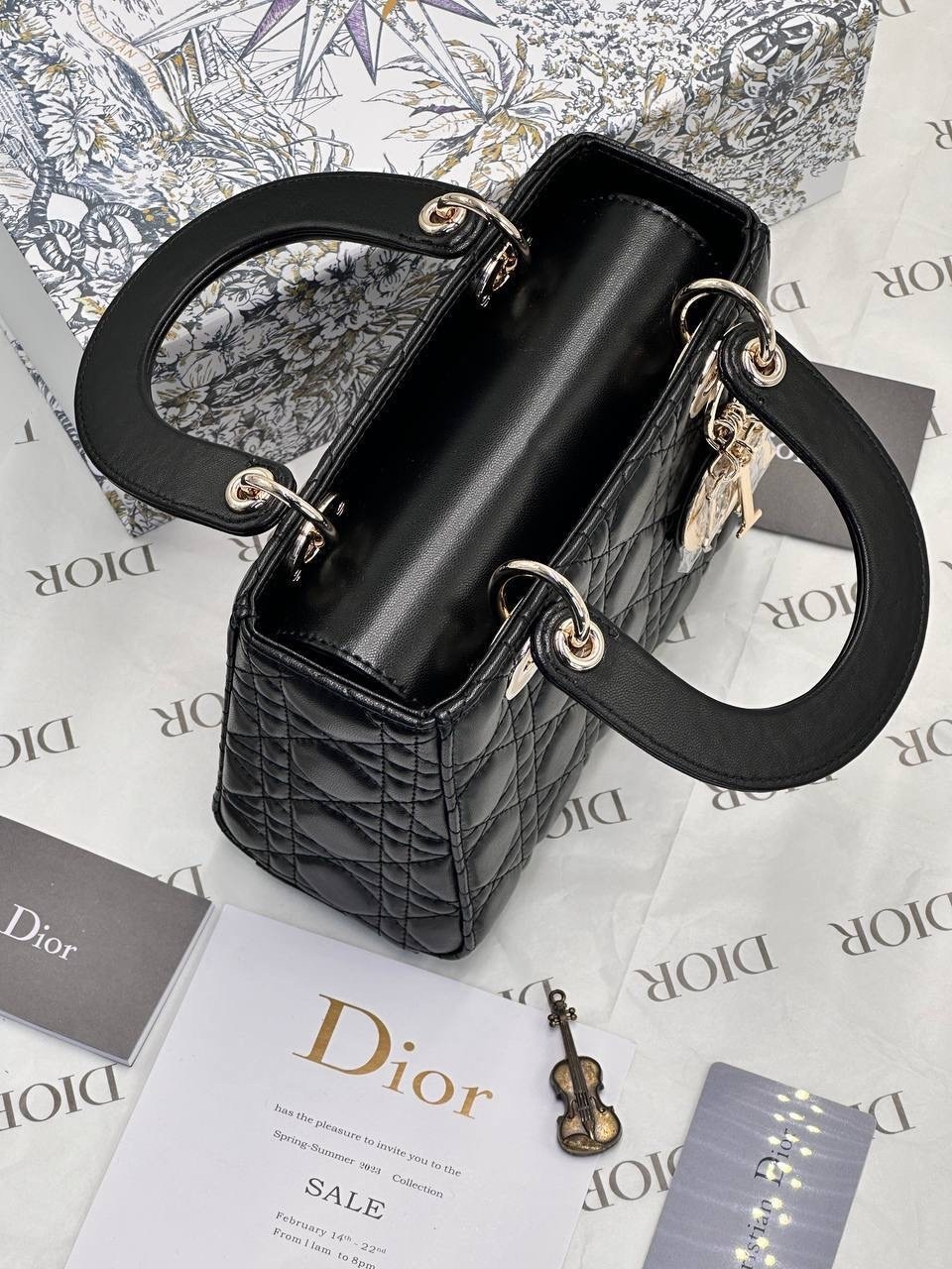 сумка dior,сумка диор белая,сумка диор,кристиан диор сумка,сумка диор кристиан диор