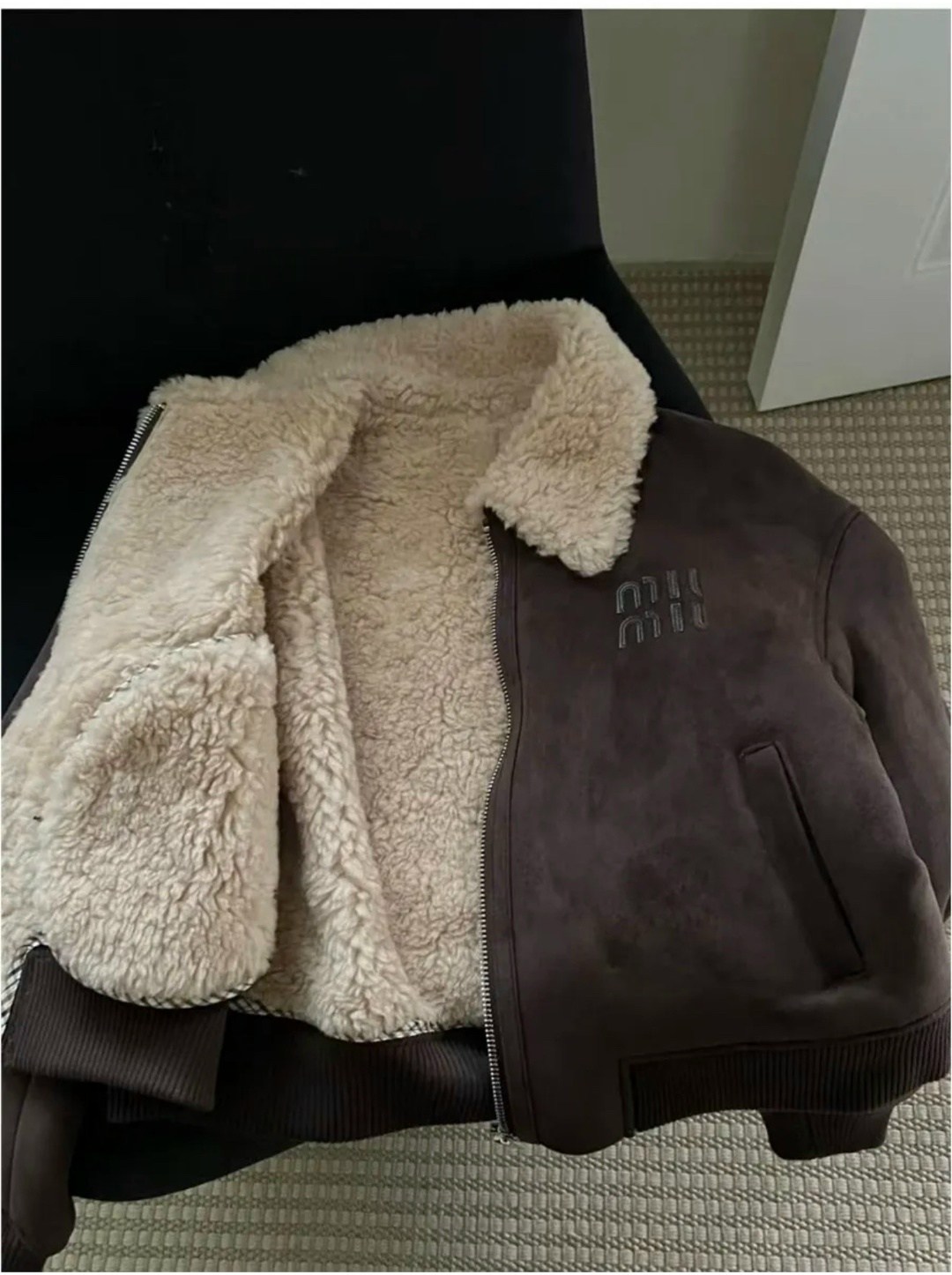 женская дубленка,стильная дубленка,дубленка оверсайз,замшевая куртка,дубленка авиатор женская