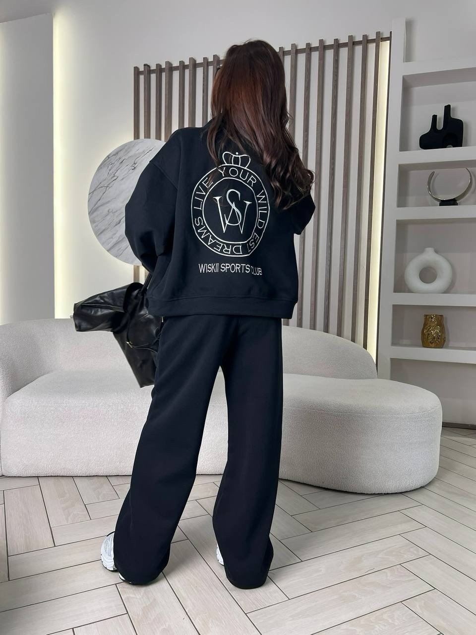 стильный костюм,спортивный костюм,женский костюм,костюм,костюм тройка