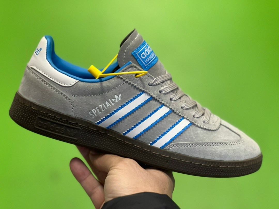 кроссовки adidas spezial,adidas moscow кроссовки spezial,адидас москоу кроссовки,кроссовки adidas spezial moscow серые,кроссовки adidas spezial moscow chicshoes