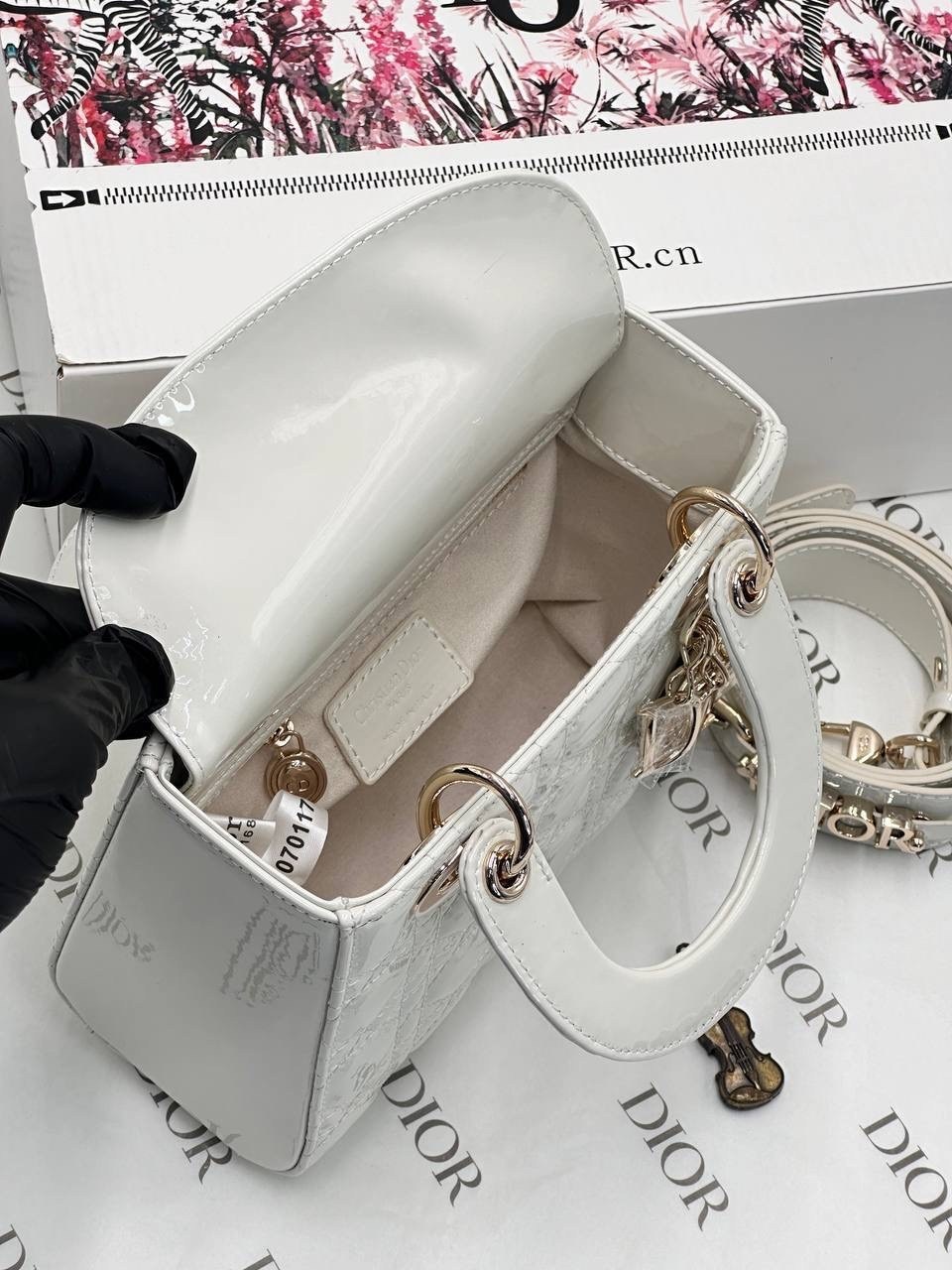 сумка женская dior,dior сумка,сумка диор леди ди,сумка диор белая,сумка диор белая маленькая