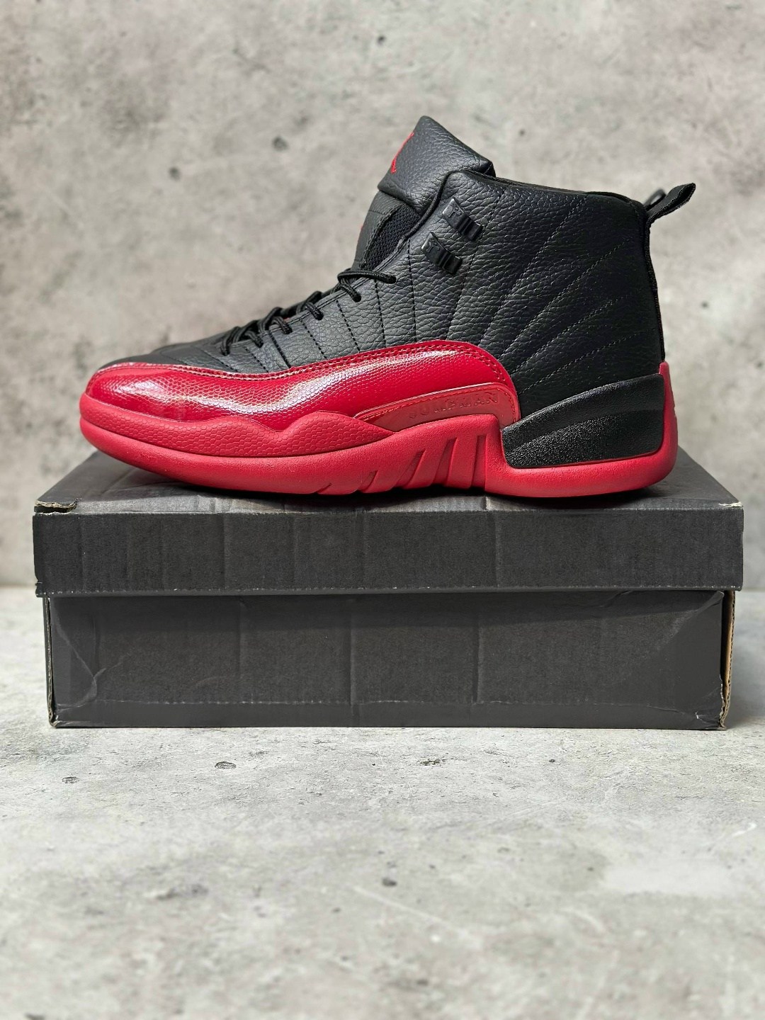 air jordan 12 retro,air jordan 12 retro flu game 2025,air jordan 12,jordan air jordan 12 retro flu game 2025,nike air jordan 12