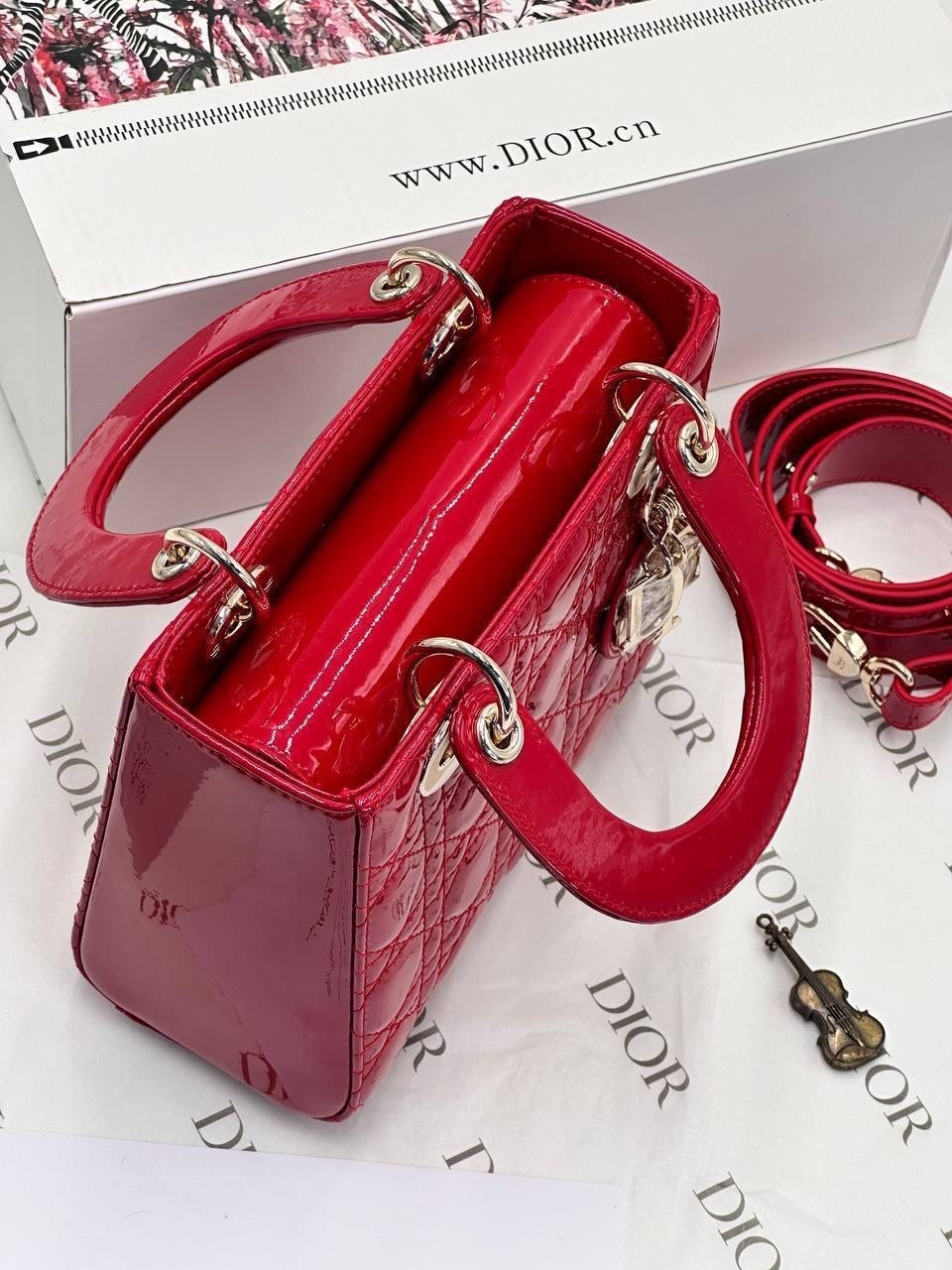 сумка dior lady dior красная,сумка dior,сумка dior lady dior my abcdior,красная сумка dior lady,сумка женская dior