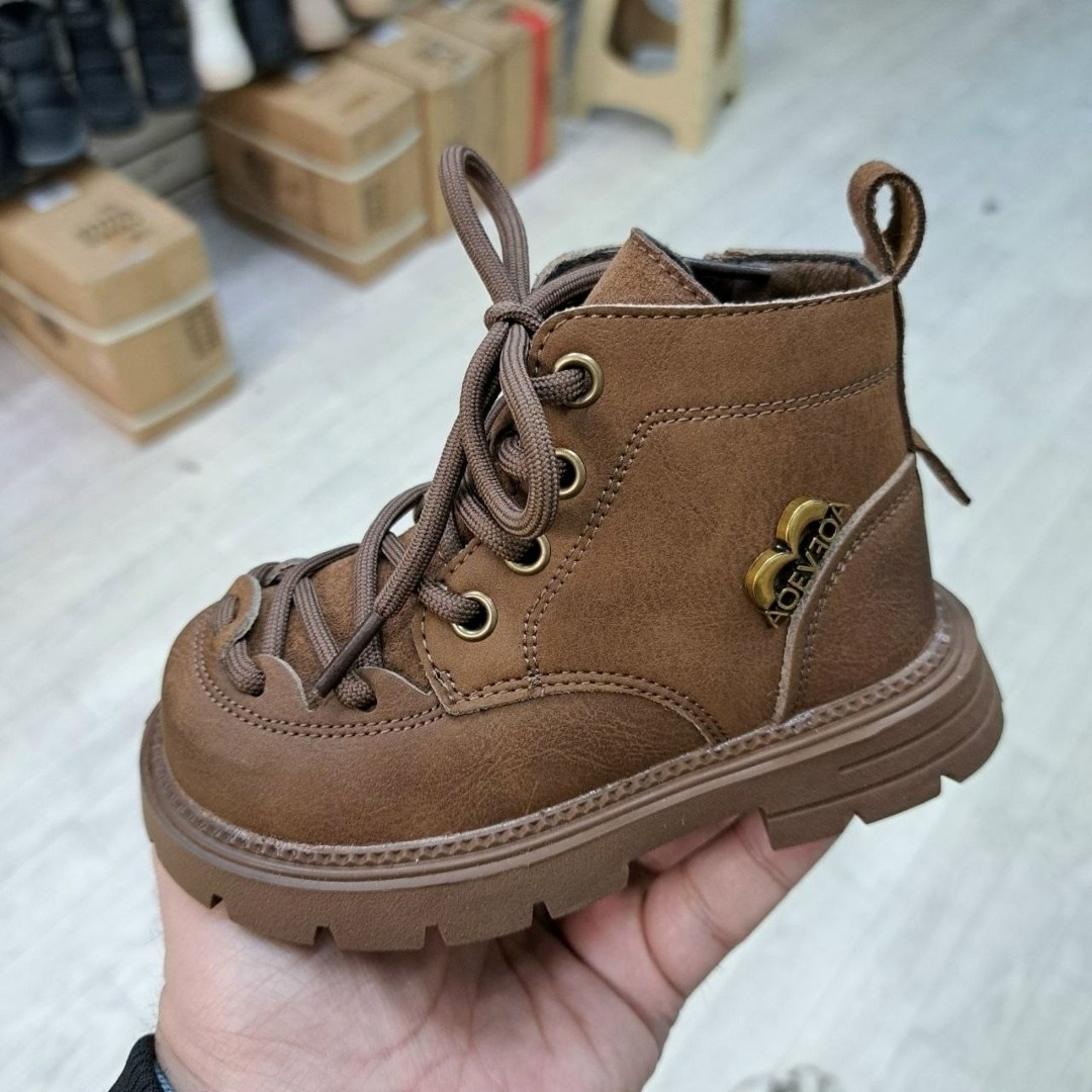 ,детские ботинки, детская,ботинки модные,ботинки для детей