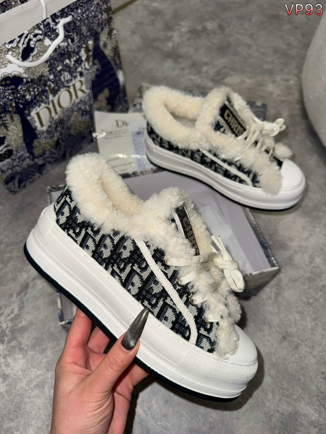 кеды walk n dior platform зимние на меху,женские зимние кеды с мехом christian dior walkn,кроссовки dior с мехом,женские зимние кеды с мехом christian dior walk'n',кеды christian dior walk'n'dior obli