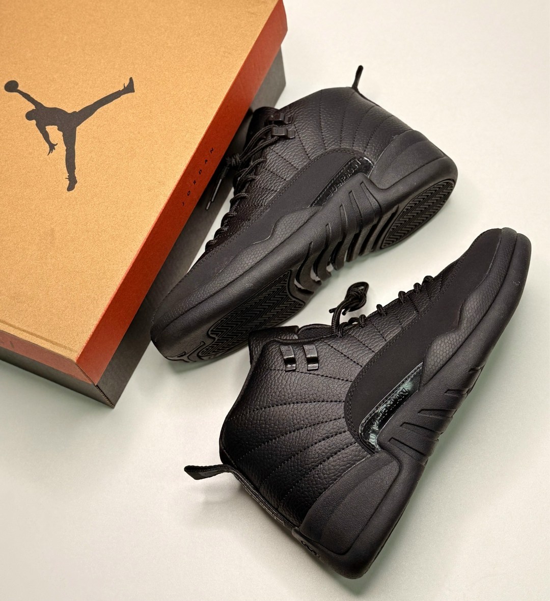 jordan 12 black,кроссовки air jordan 12 retro gs 'wool' черный,air jordan 12,кроссовки air jordan 12 retro winterized gs triple black,кроссовки air jordan 12 retro winterized bq6852-001 черный