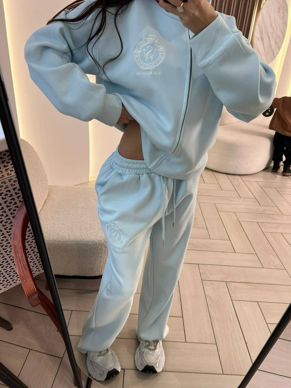 стильный костюм,спортивный костюм,женский костюм,костюм,костюм тройка