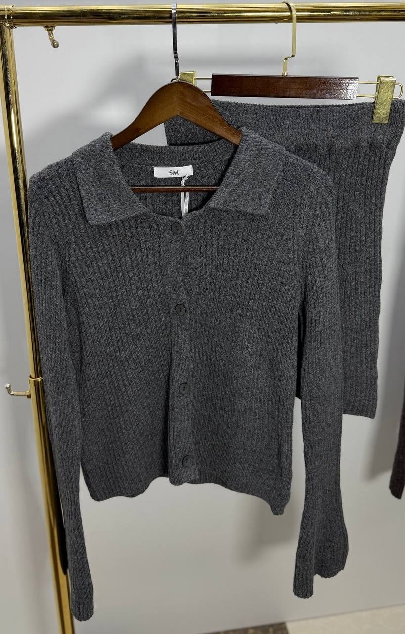 вязаное платье обтягивающее мини кофта из лапши комплект eva chelu,трикотажный костюм,костюм с юбкой вязаный,костюм деловой вечерний двойка с юбкой вязаный,вязаный трикотажный костюм с юбкой-солнце и