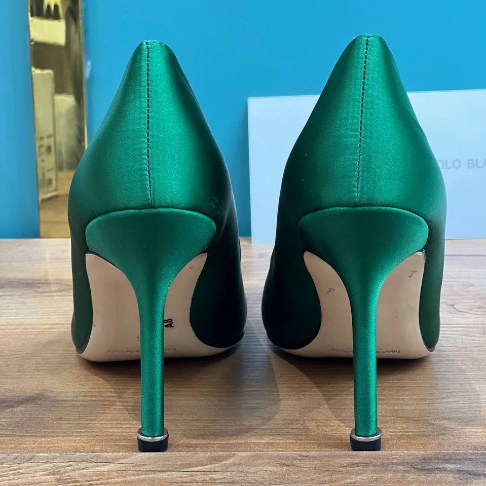 маноло бланик зеленые туфли,маноло бланик туфли,manolo blahnik туфли,атласные туфли,зеленые туфли