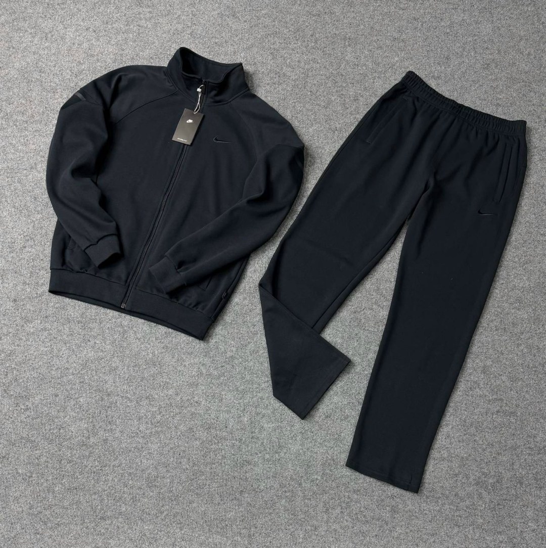 спортивный костюм nike,мужской спортивный костюм,спортивный костюм,спортивный костюм мужской nike,костюм для мужчин