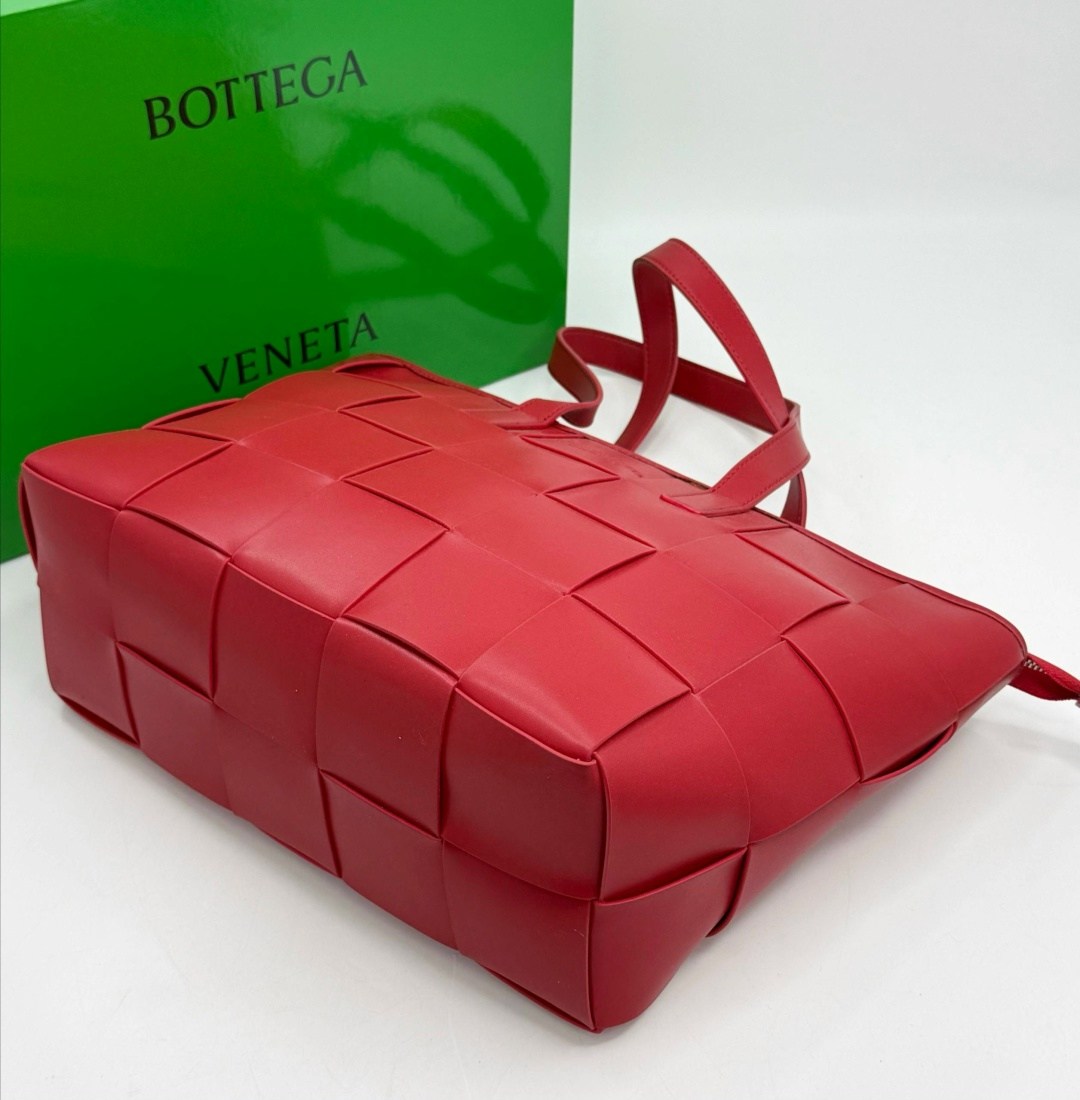 сумка bottega veneta,сумка женская bottega veneta,сумка,модная сумка,сумка женская