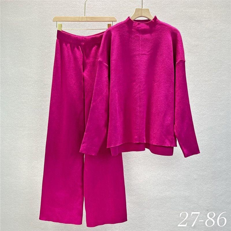 трикотажные костюмы,костюм трикотажный свитер и брюки,женский трикотажный костюм,костюм женский,вязаный костюм с брюками теплый