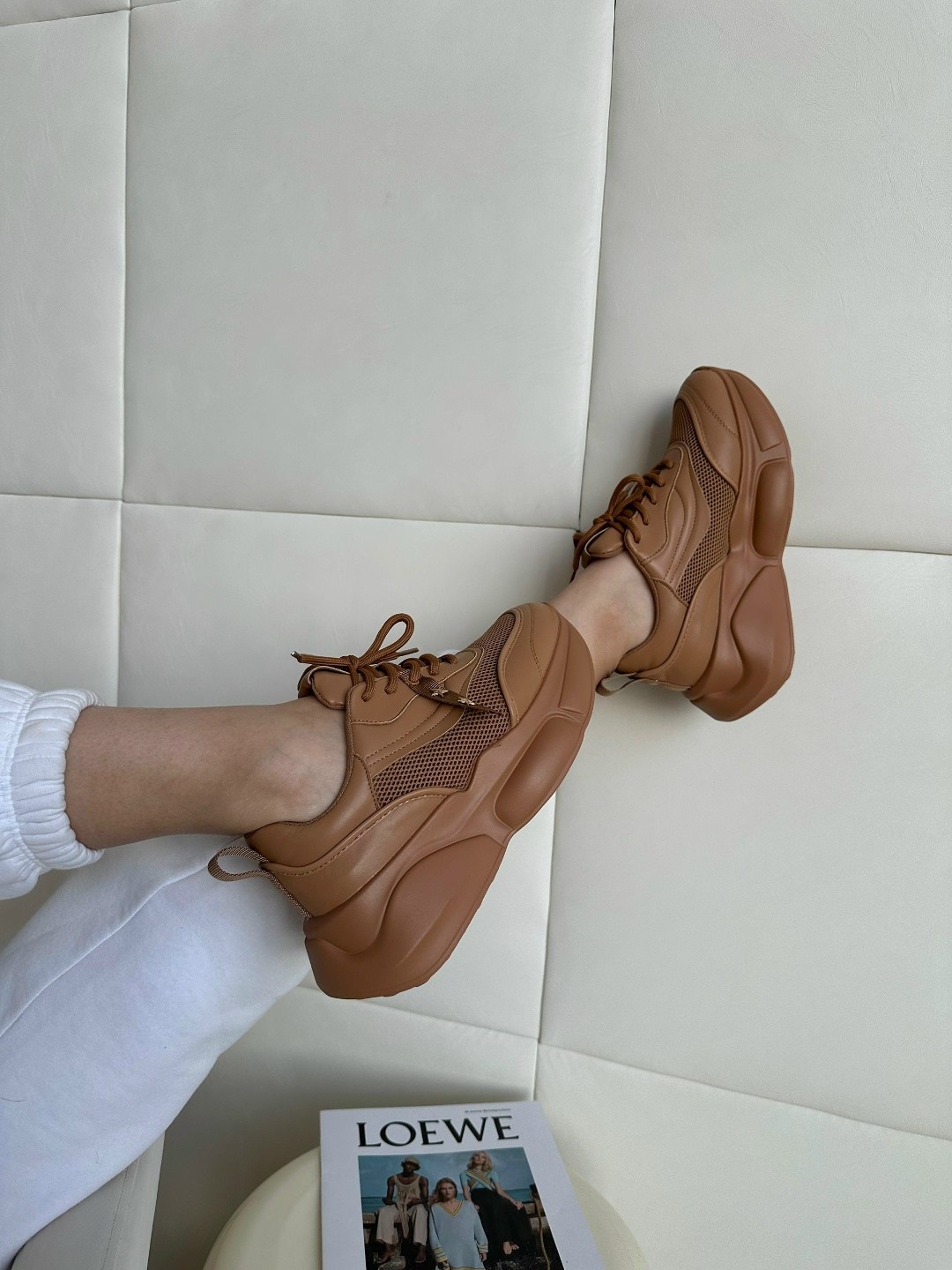 ,женские кроссовки,кроссовки женский кожаные,женские кроссовки на платформе,бежевые кроссовки