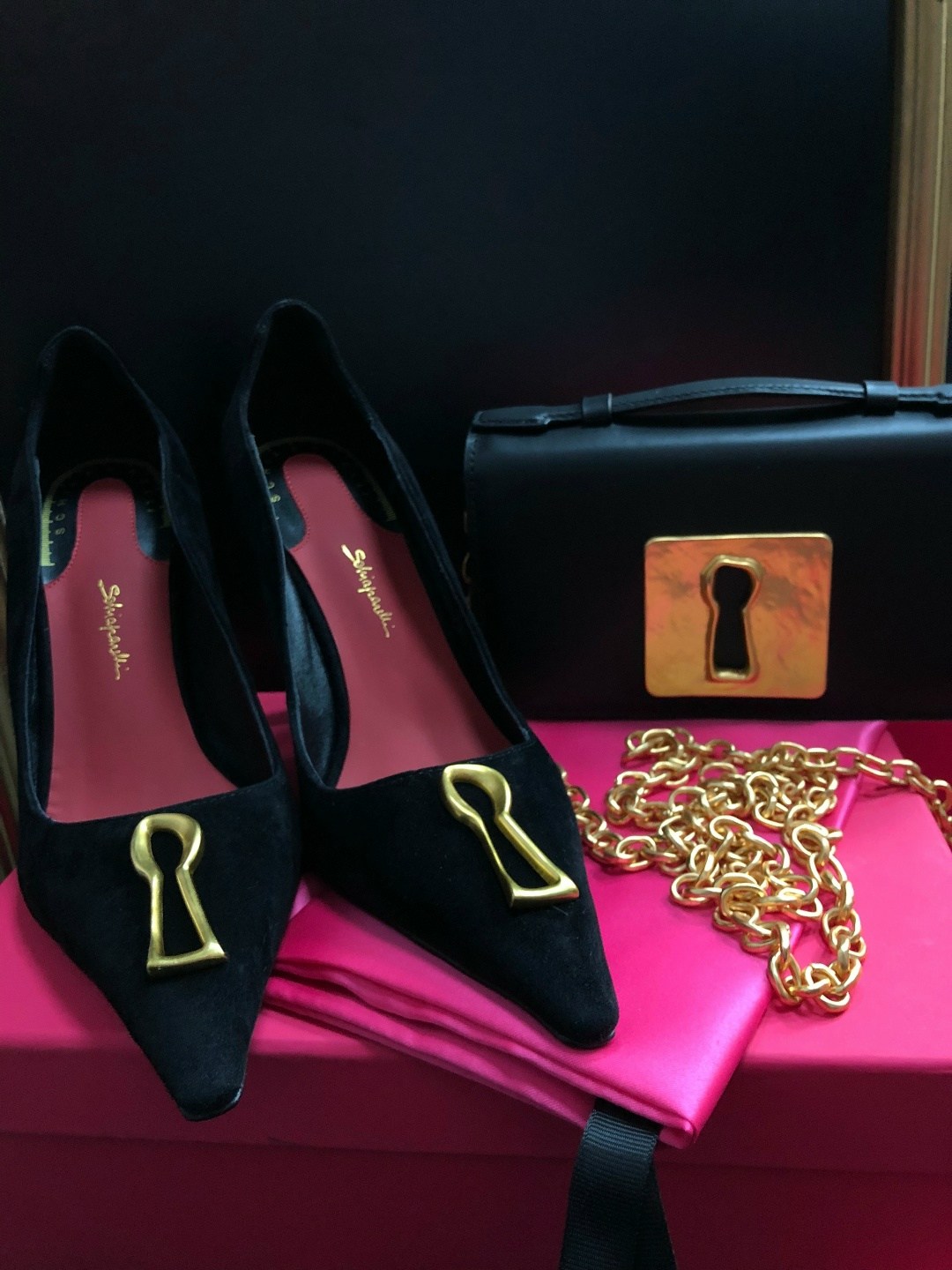 женские туфли лодочки,туфли женские,черные замшевые туфли на высоком каблуке с острым носком,туфли лодочка,черные туфли