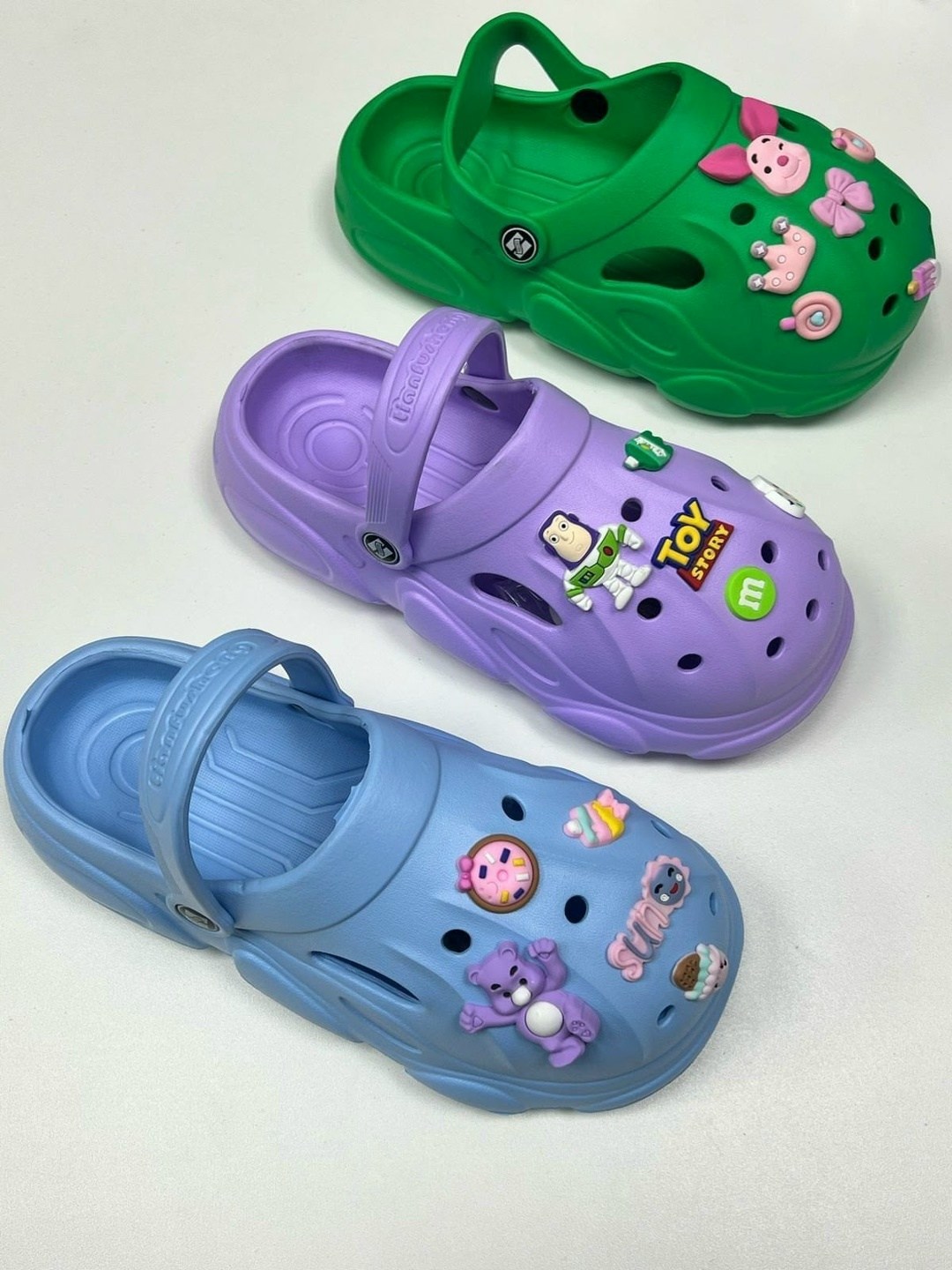 кроксы детские с джибитсами,,детские кроксы,crocs лаванда,jibbitz crocs