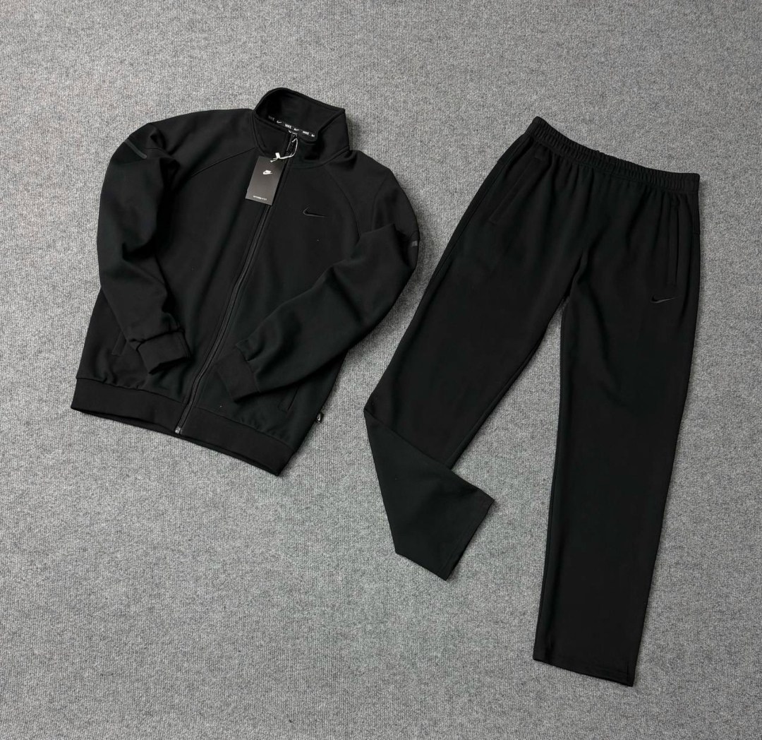 спортивный костюм nike,мужской спортивный костюм,спортивный костюм,спортивный костюм мужской nike,костюм для мужчин