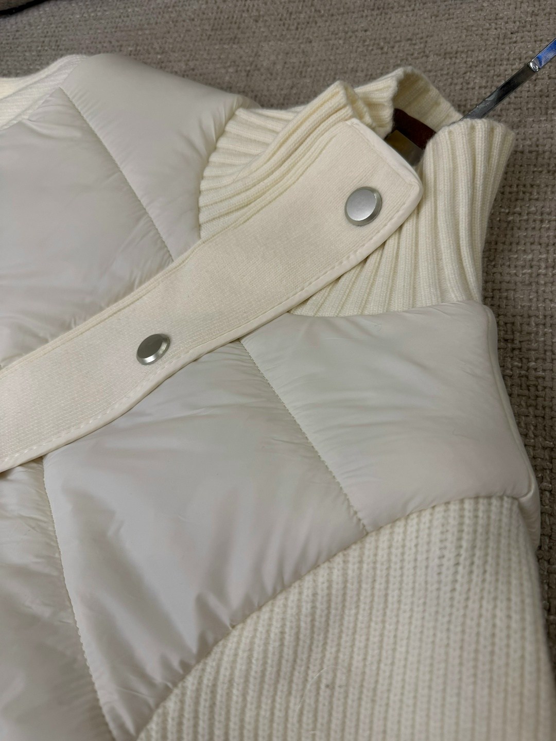 куртка moncler,куртка теплая,куртка модная,повседневная куртка,куртка бомбер