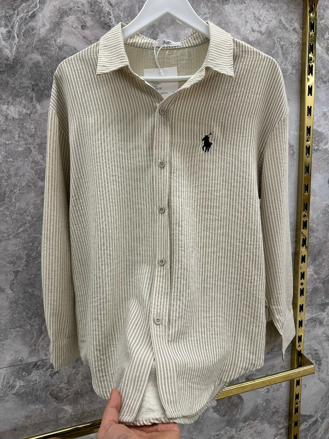 рубашка женская,рубашка в полоску оверсайз,бежевая рубашка,рубашка,женская рубашка в полоску