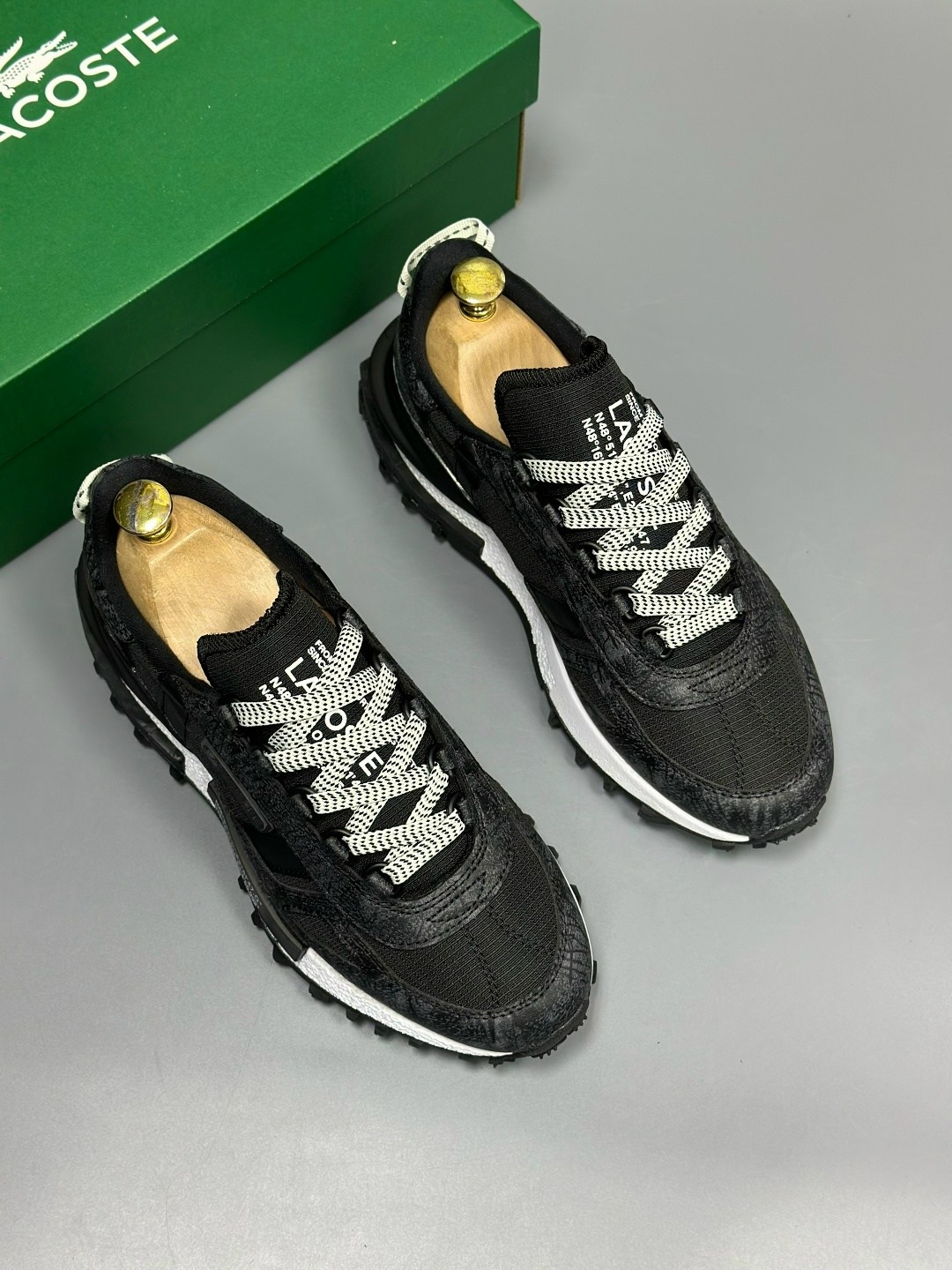 кроссовки lacoste,кроссовки lacoste elite active,кроссовки мужские lacoste,мужские кроссовки,кроссовки для мужчин