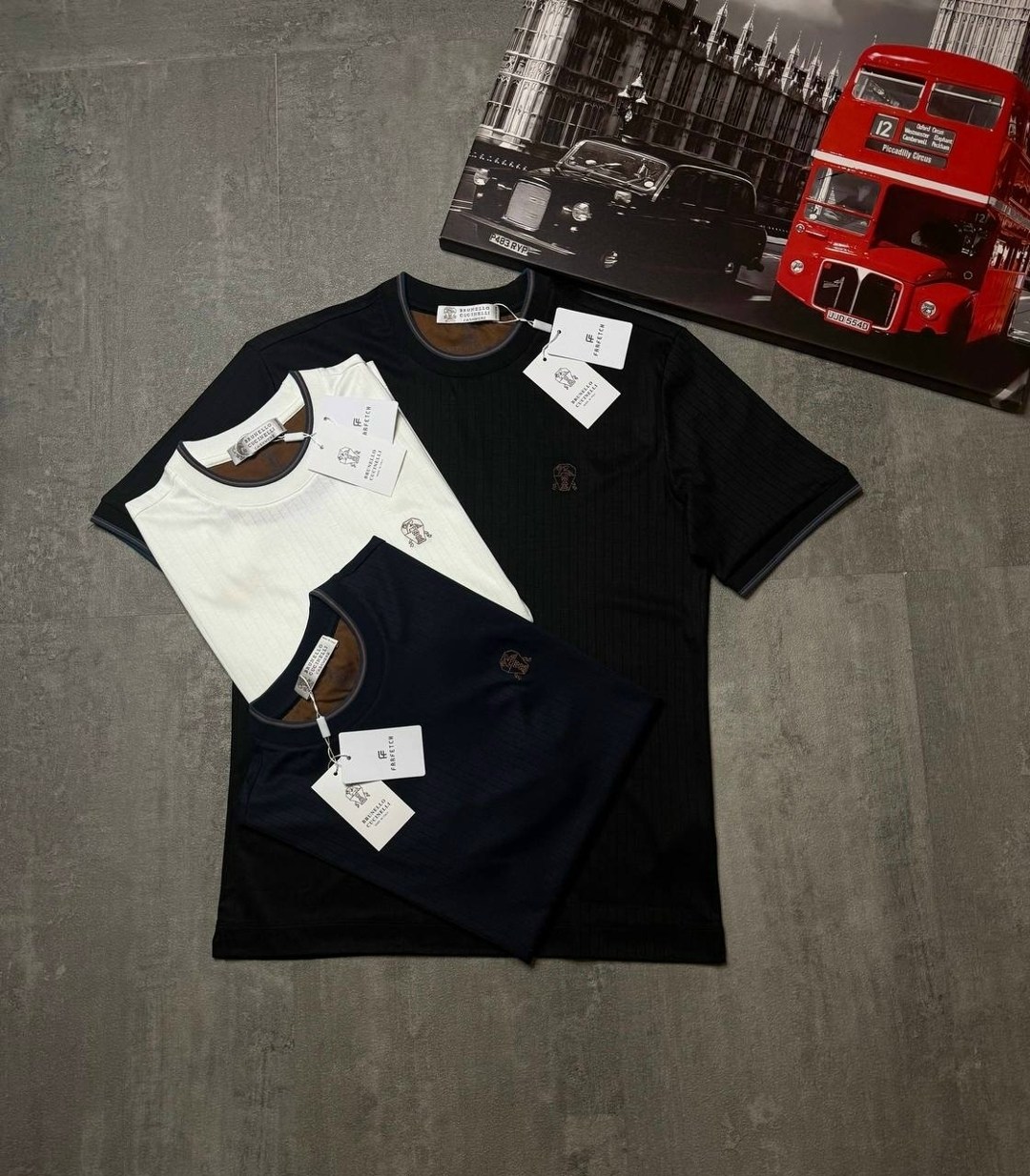 футболки для мужчин,мужская футболка,мужская мода,футболки мужские брендовые,футболки брендовые