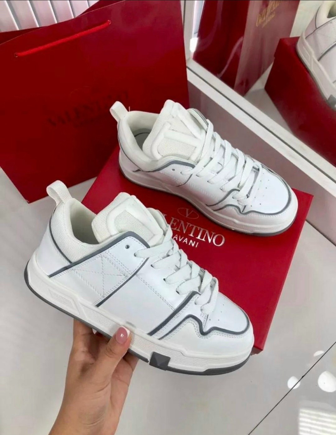 кроссовки женские valentino,кеды валентино женские,valentino кроссовки,кроссовки валентино женские,кроссовки valentino garavani женские