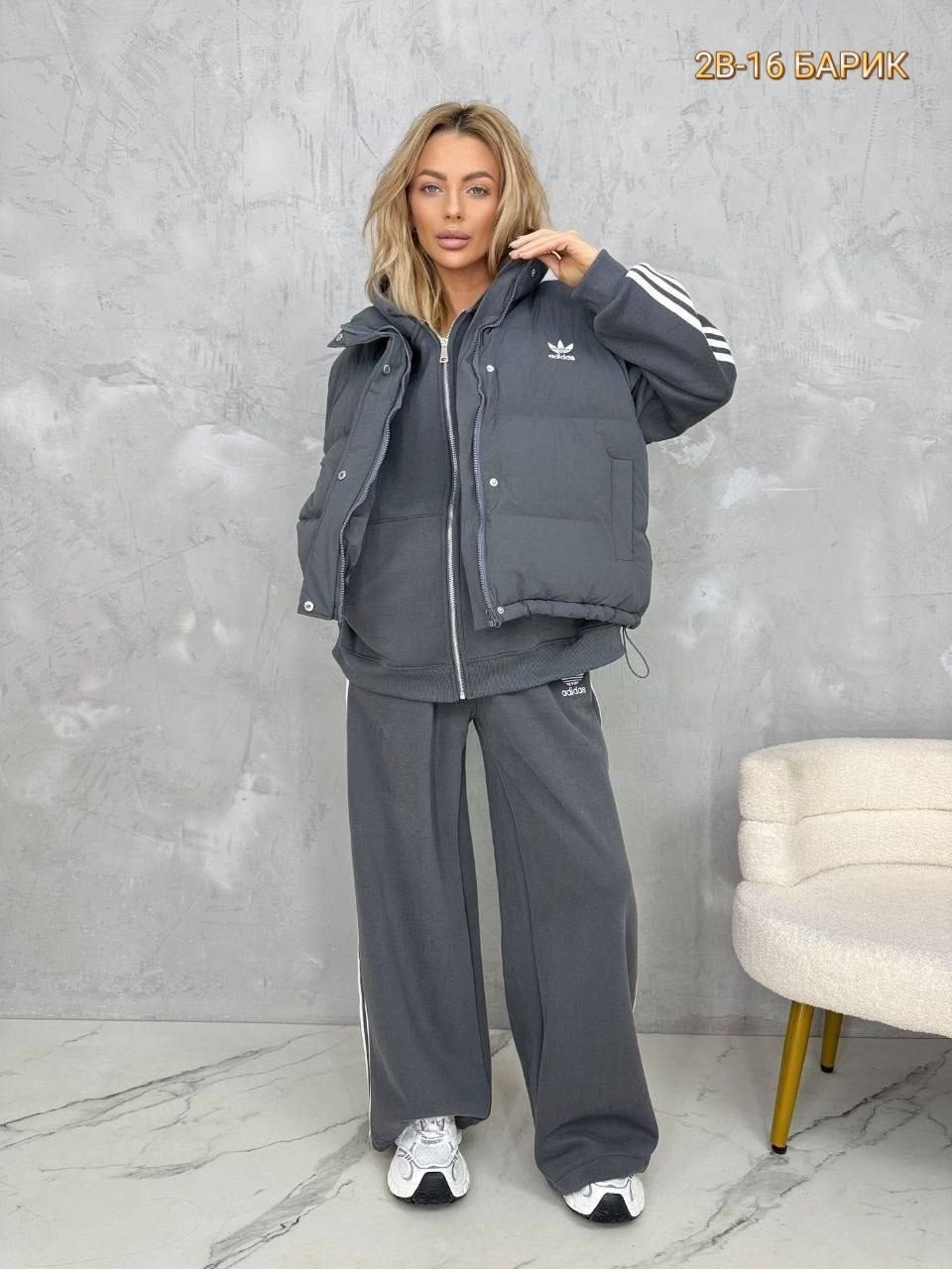 костюм женский тройка теплый с жилетом,спортивный костюм женский тройка balenciaga adidas,спортивные костюмы женские,костюм спортивный,женский костюм тройка