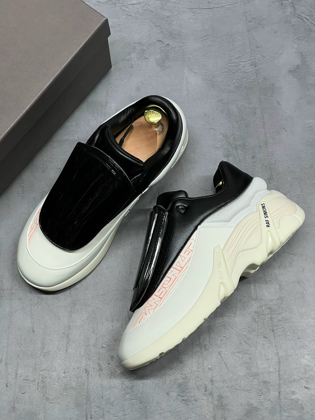 кроссовки antei raf simons,кроссовки raf simons anteir oversized sneaker,кроссовки raf simons ante кремовые,кроссовки raf simons ante black white размер 38,кроссовки raf simons ante white black размер