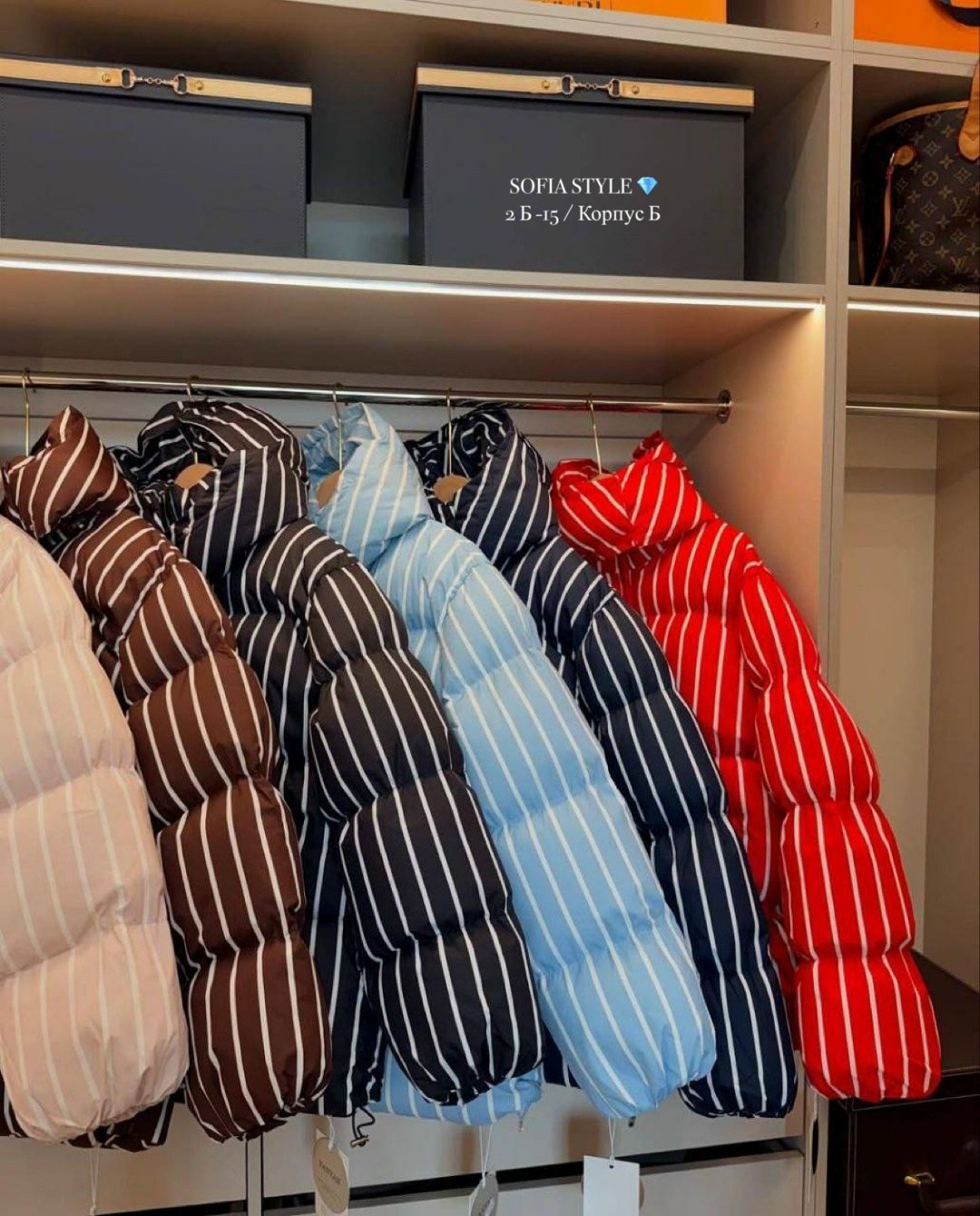 стильные пуховики,куртка женская,одежда в аэропорт,объемный пуховик,airport outfit