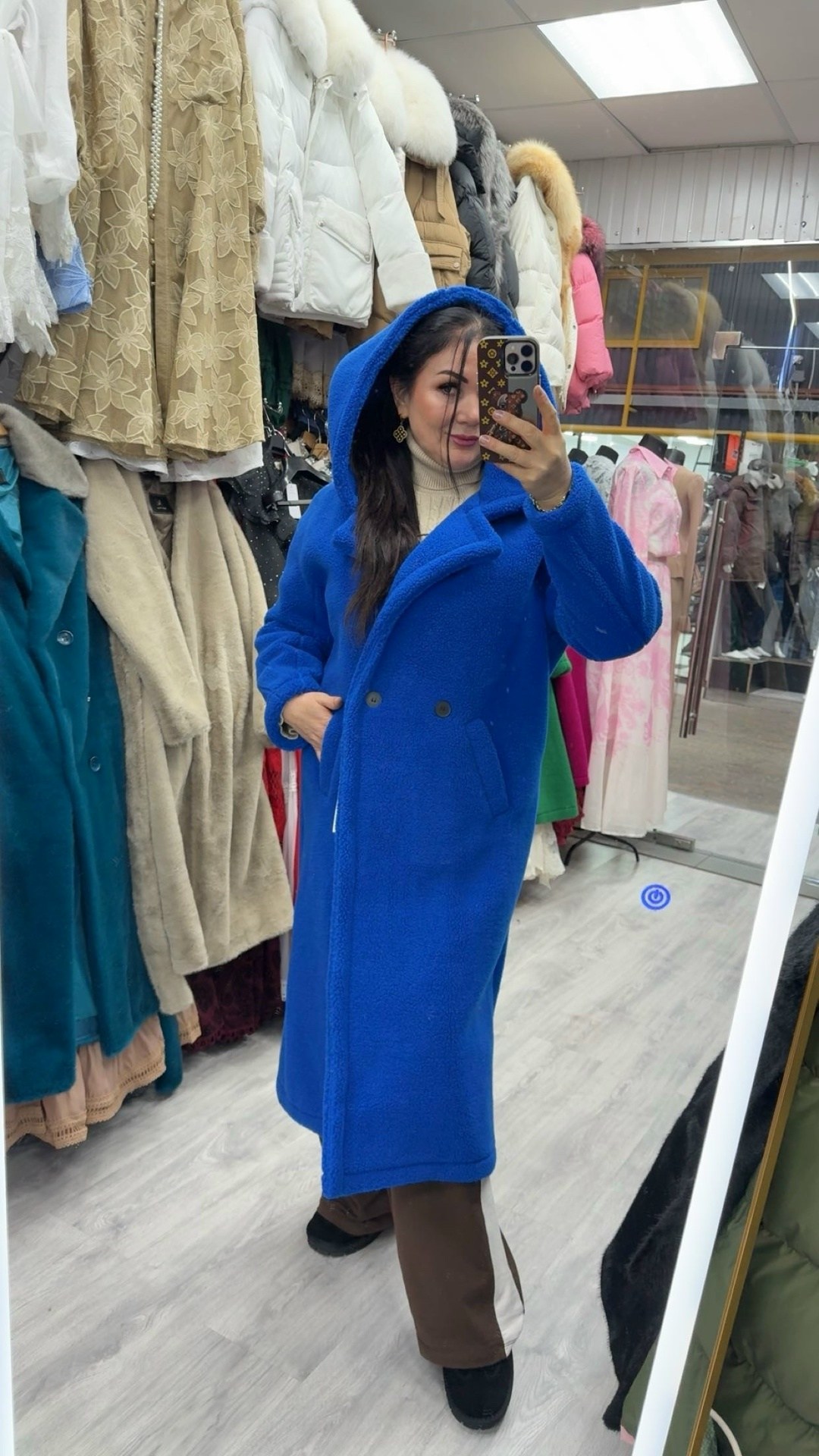 женское шерстяное пальто с принтом,шуба женская,шуба,современные шубы,пальто с принтом