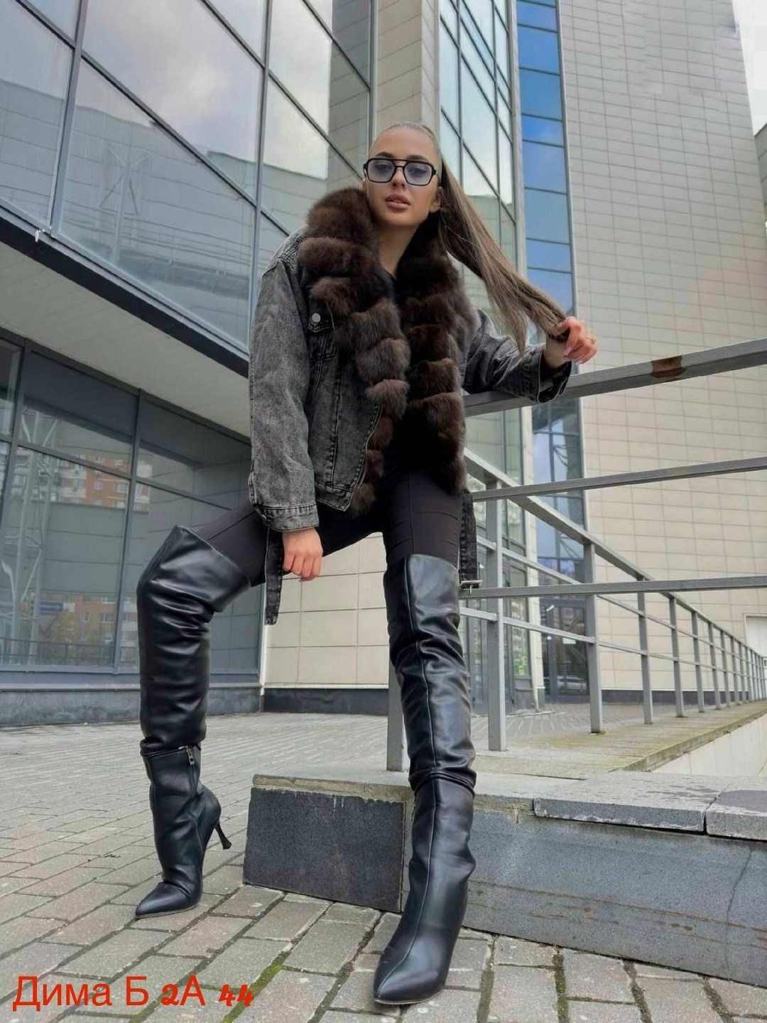 джинсовая куртка мех натуральный песец,джинсыженск распродажа джинсовки с мехом песца 42,44,46,48 размеры,джинсовка с мехом песца,джинсовая куртка с натуральным мехом,джинсовая куртка с мехом песца