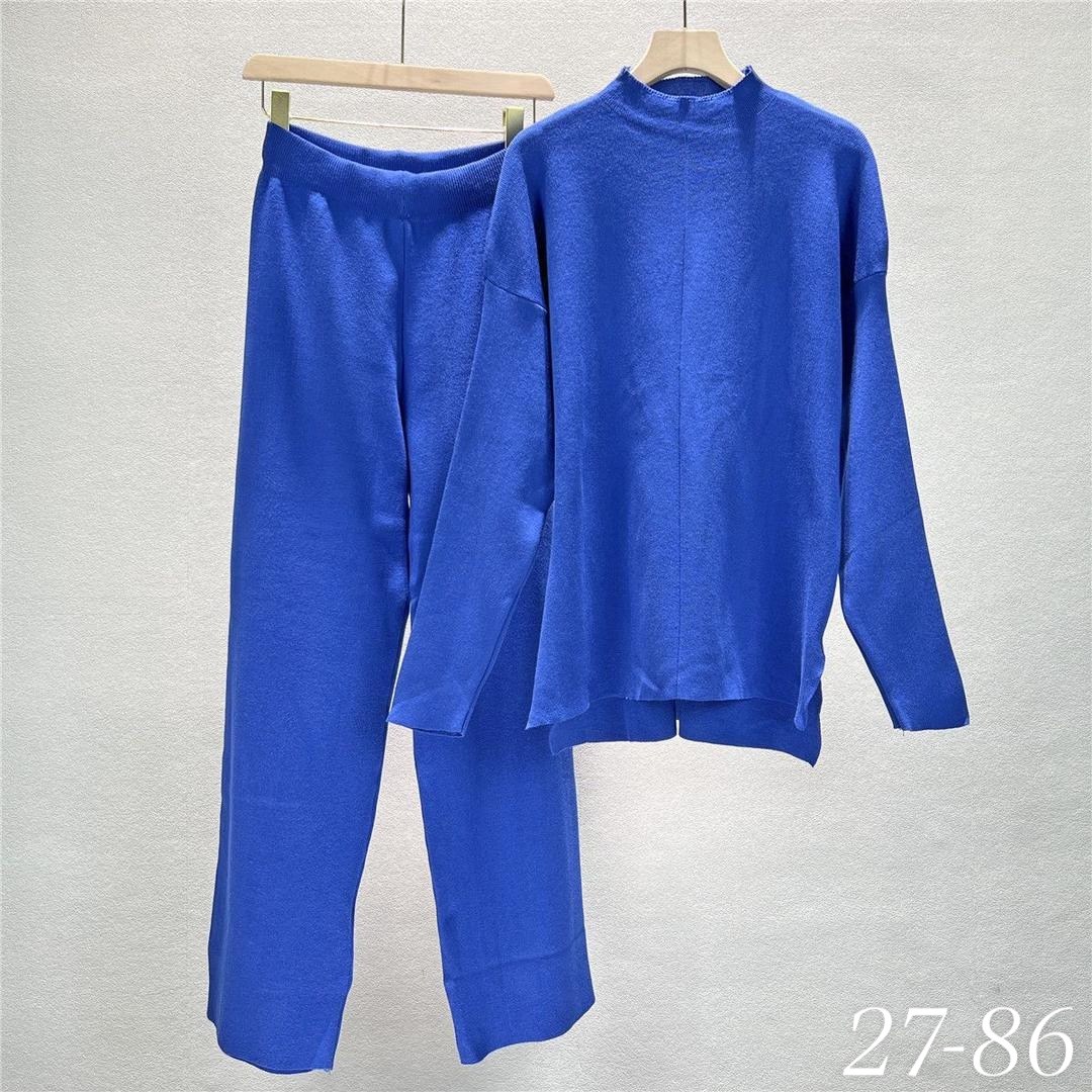 трикотажные костюмы,костюм трикотажный свитер и брюки,женский трикотажный костюм,костюм женский,вязаный костюм с брюками теплый