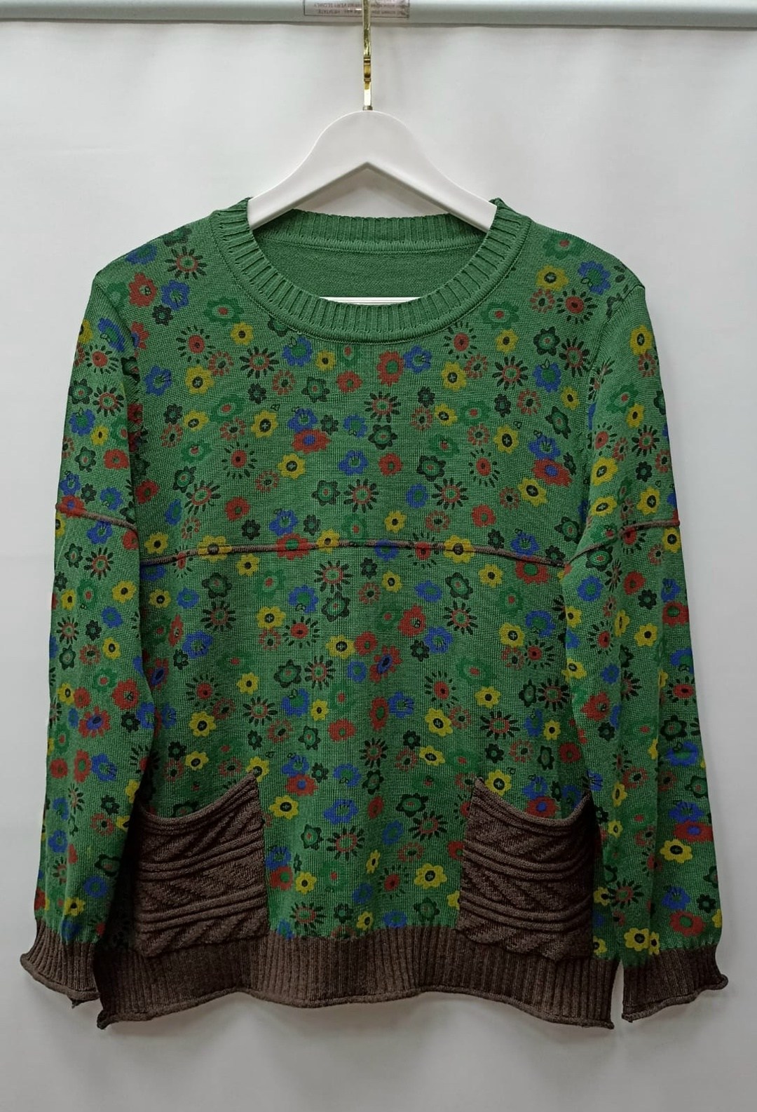 модные свитера,свитер с принтом,свитер,свитер с рисунком,вязаный свитер с принтом