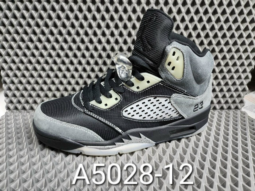 nike air jordan 5,jordan 5 white cement,nike air jordan 5 retro,кроссовки air jordan 5 retro,кроссовки