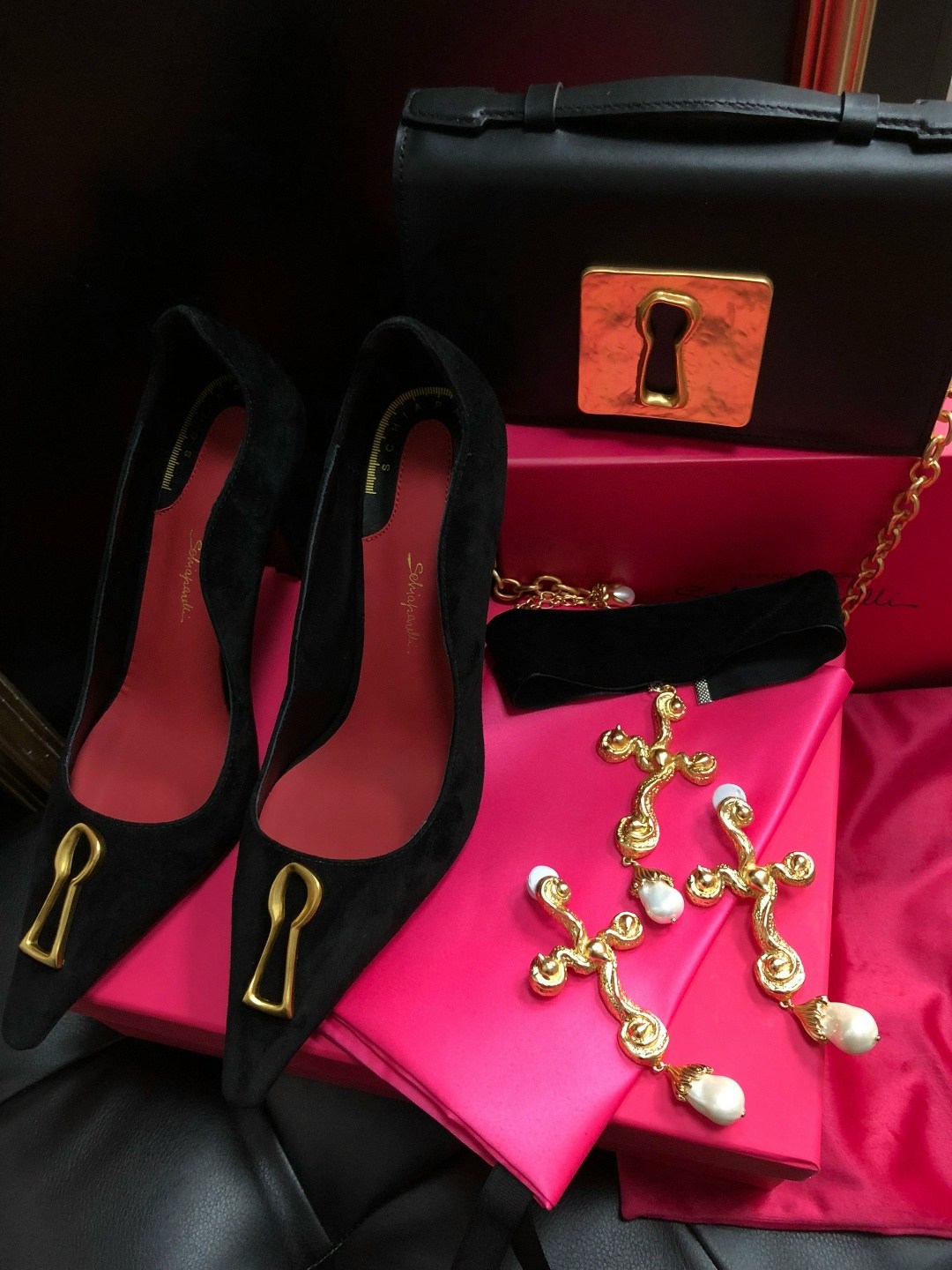 женские туфли лодочки,туфли женские,черные замшевые туфли на высоком каблуке с острым носком,туфли лодочка,черные туфли