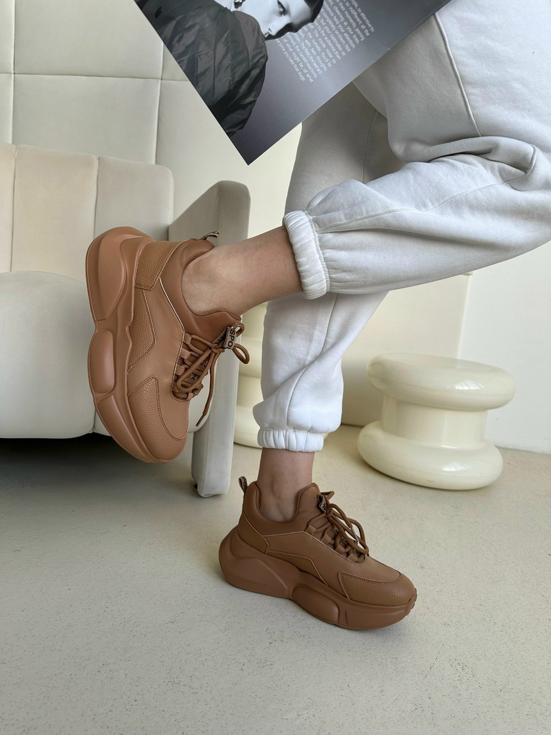 ,кроссовки женскиe,кроссовки массивные,бежевые кроссовки,массивные кроссовки женские