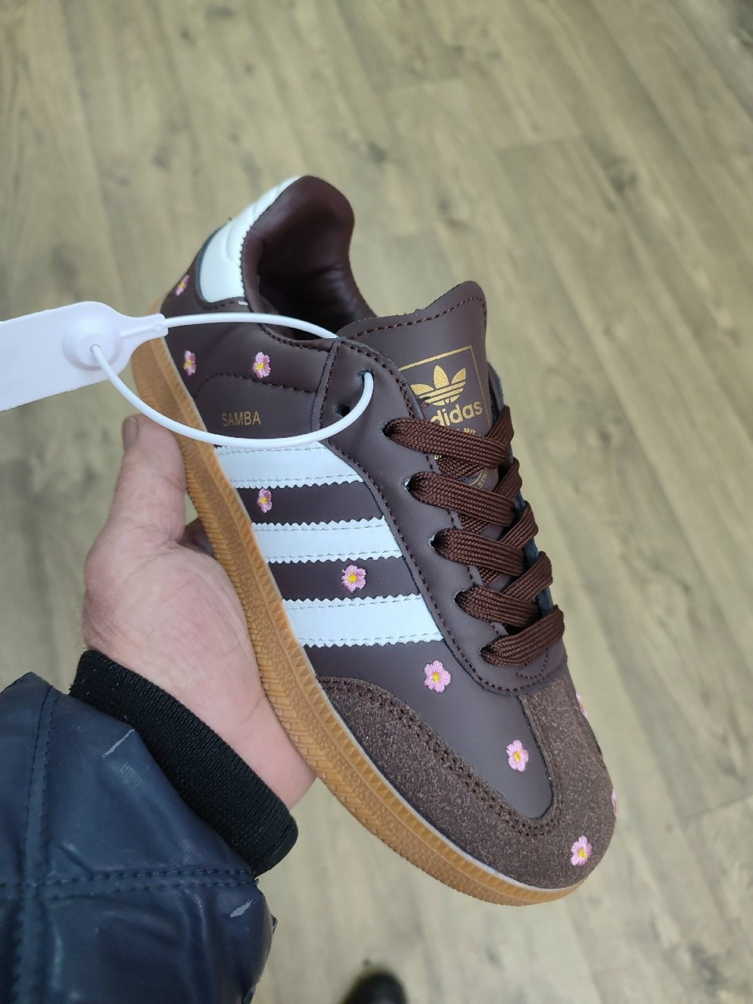 кроссовки samba adidas,женские кроссовки adidas samba og цвет floral black,кроссовки adidas samba og,кроссовки adidas originals samba,адидас кроссовки мужские женские adidas samba og originals vegan n