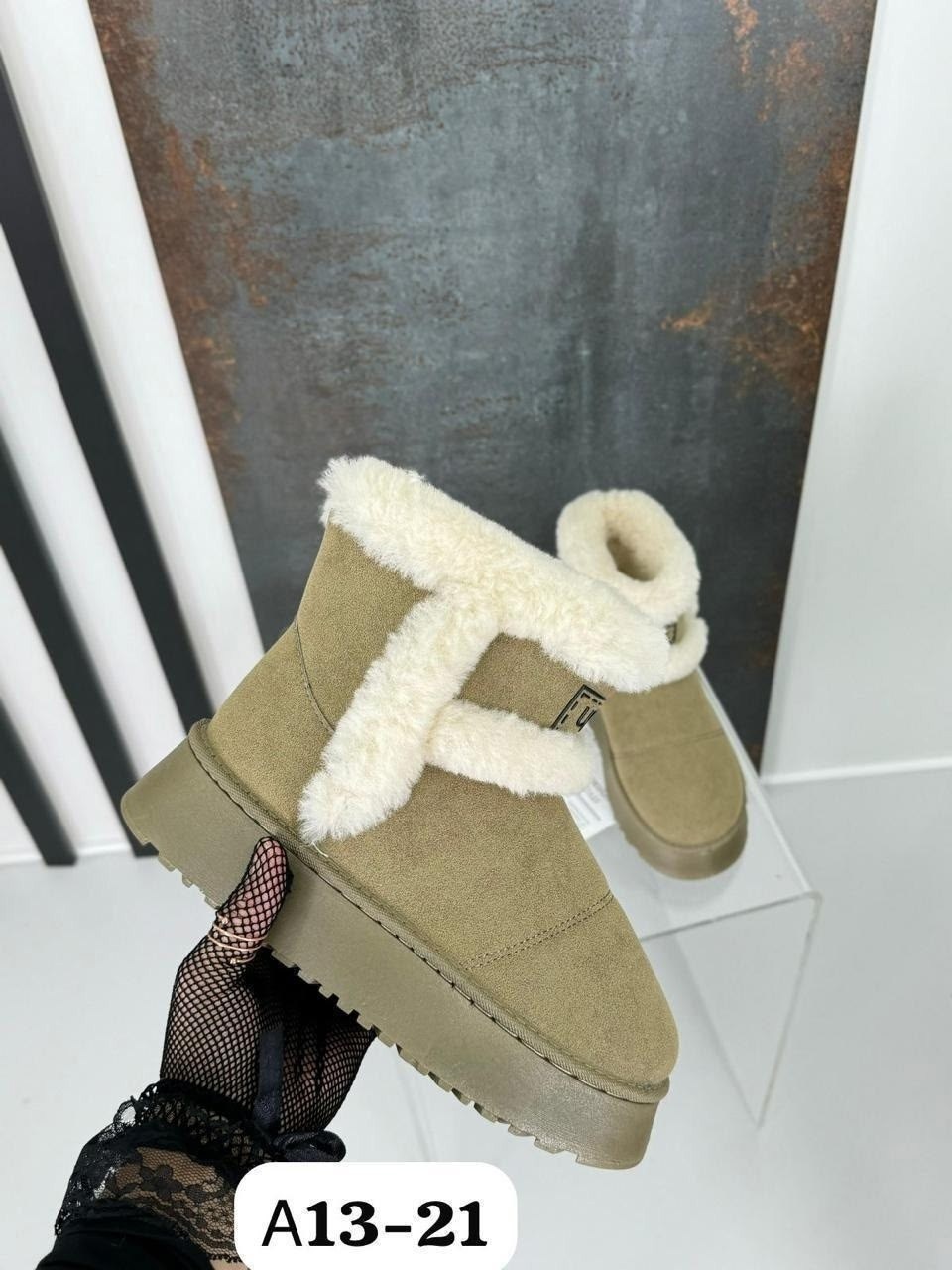 женские угги,,угги,женские зимние угги,угги замш