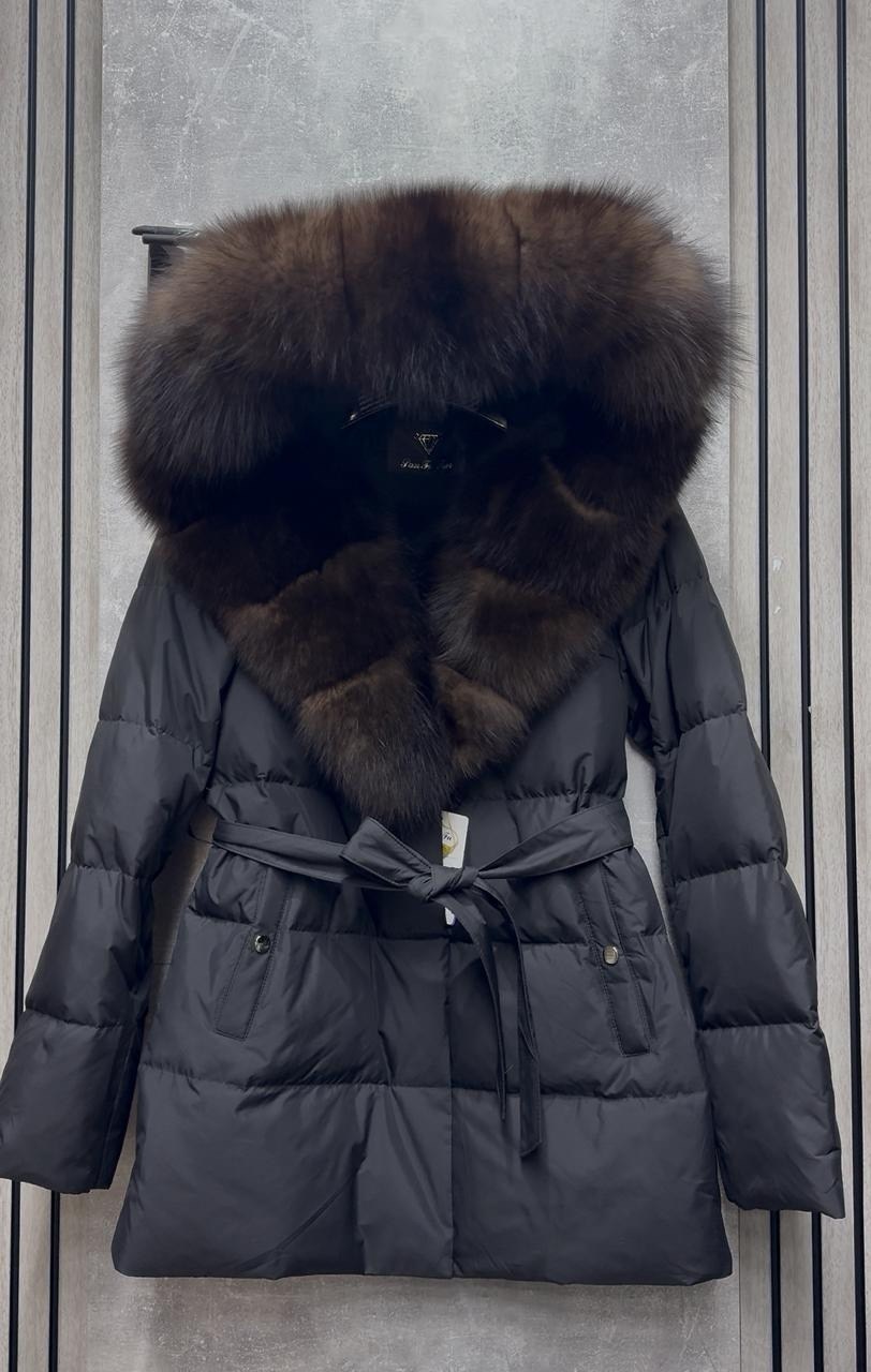 пуховики с натуральным мехом,пуховики с мехом,зимняя куртка пуховик,куртка пуховик,пуховик
