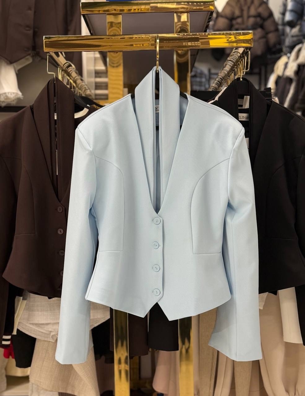 женские пиджаки,пиджак,приталенный пиджак,белый пиджак