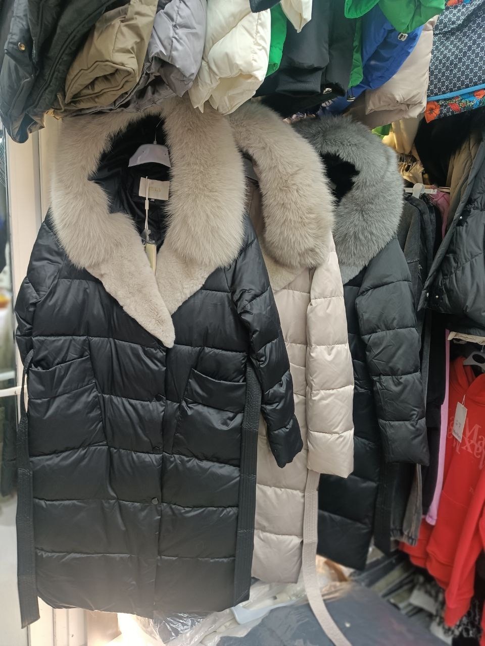 пуховик женский с натуральным мехом,куртка пуховик зимний,пуховик с мехом,пуховик зимний женский,пуховики с натуральным мехом