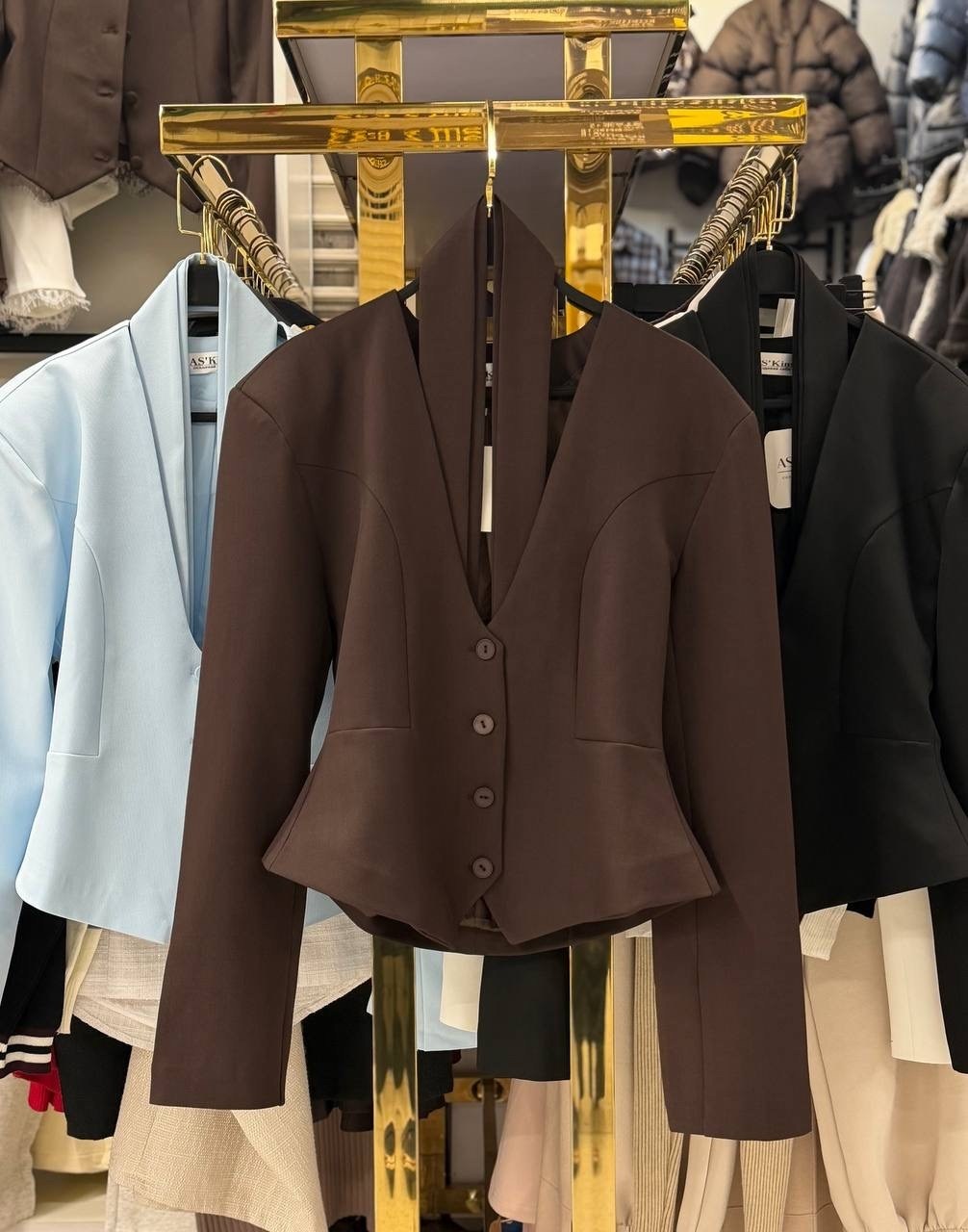 женские пиджаки,пиджак,приталенный пиджак,белый пиджак