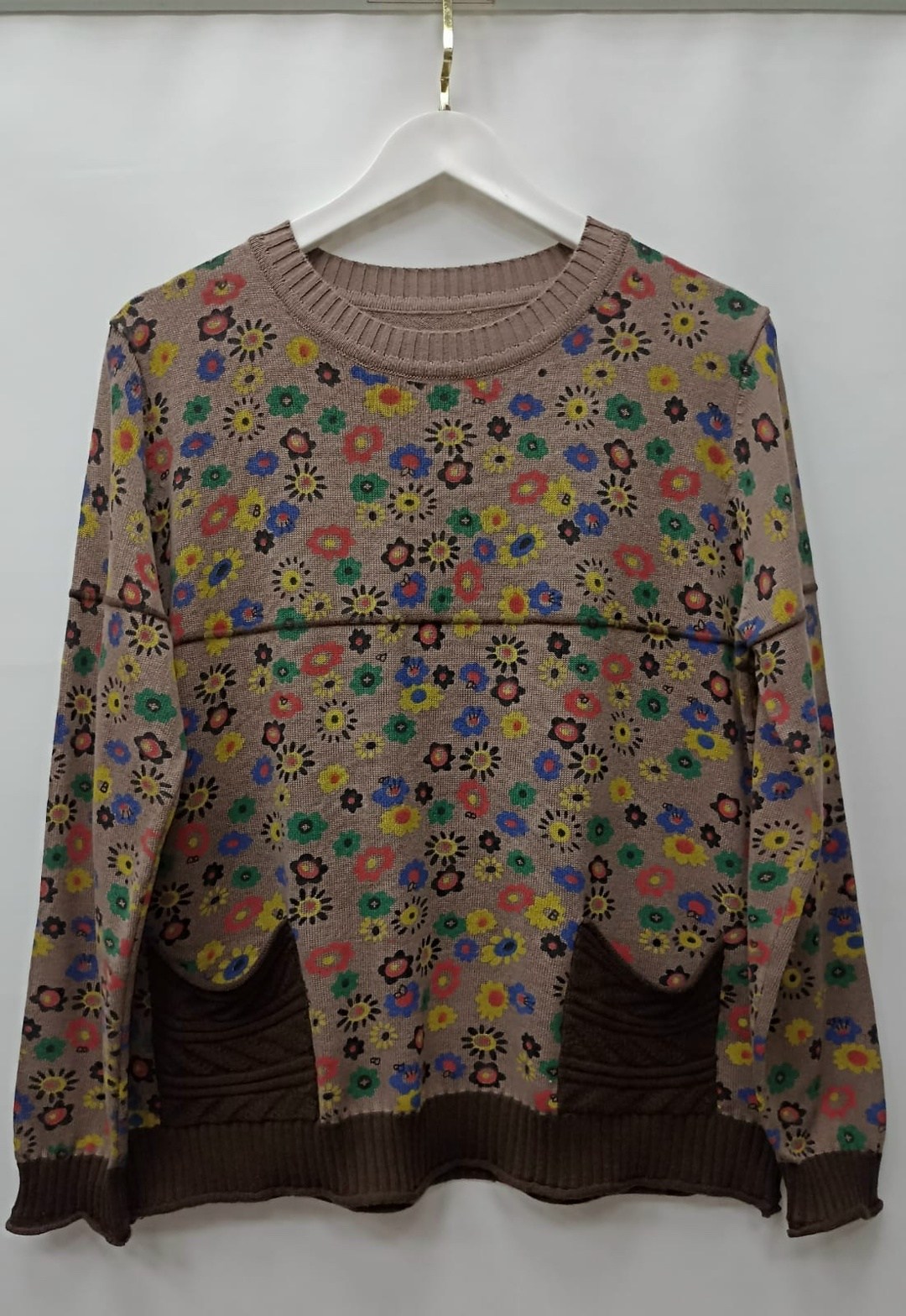 модные свитера,свитер с принтом,свитер,свитер с рисунком,вязаный свитер с принтом