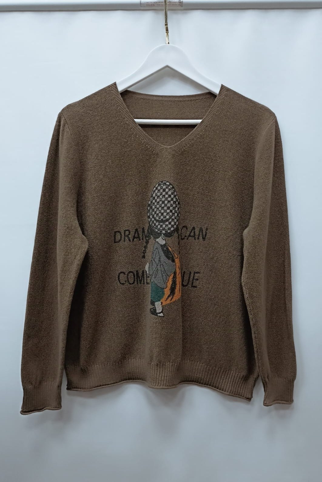 женский свитер,кофта женская,свитер с вышивкой,свободный женский свитер,свитер кофта