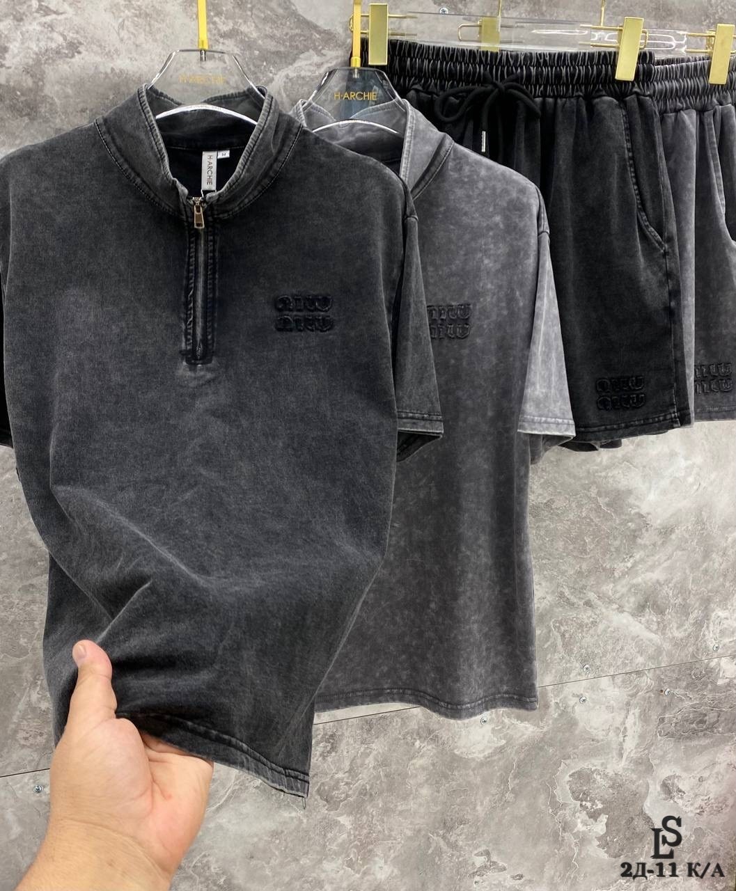 костюм велюровый,спортивные костюм,сток одежда,спортивные костюмы женские,костюм шортами