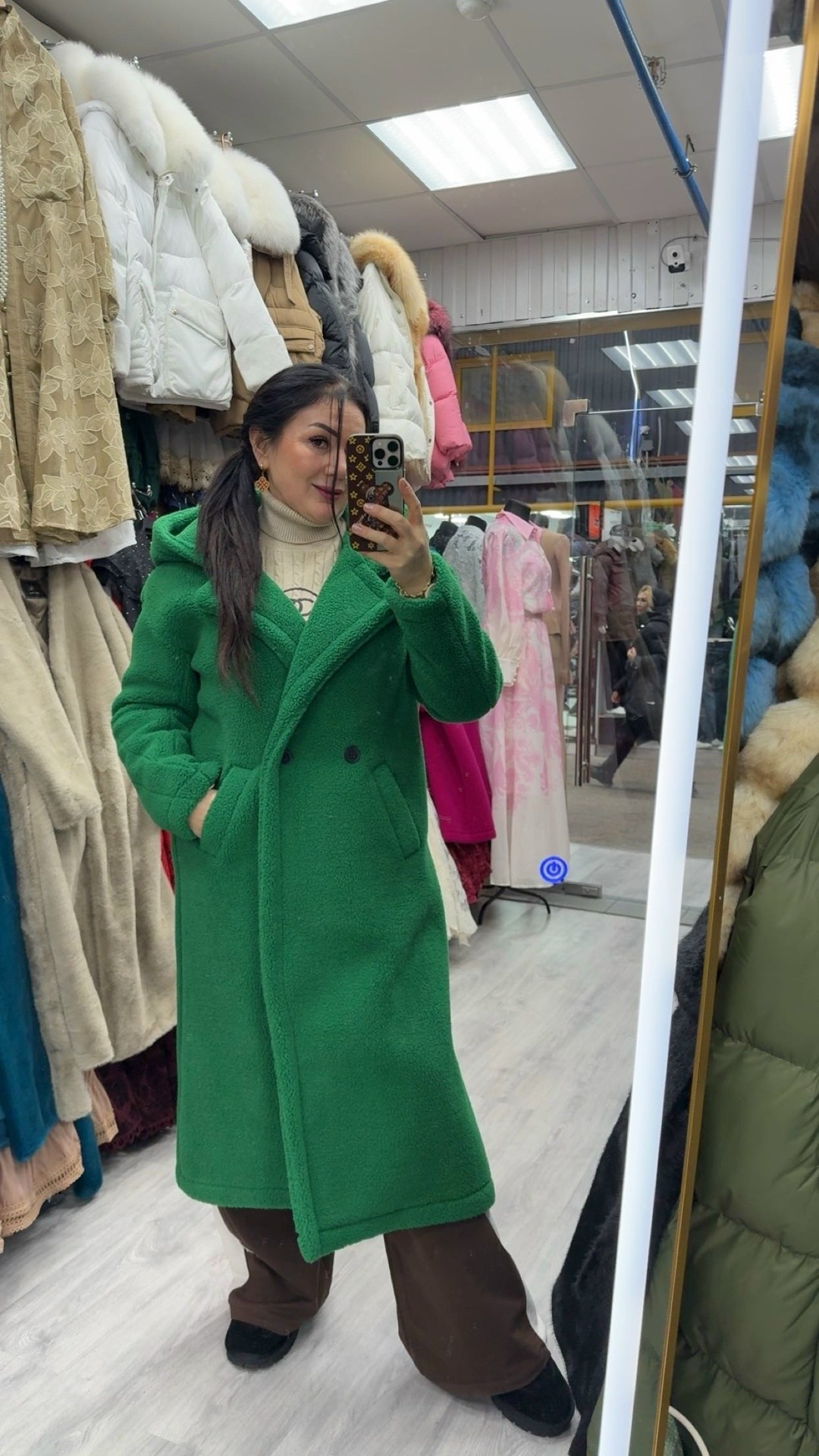 женское шерстяное пальто с принтом,шуба женская,шуба,современные шубы,пальто с принтом