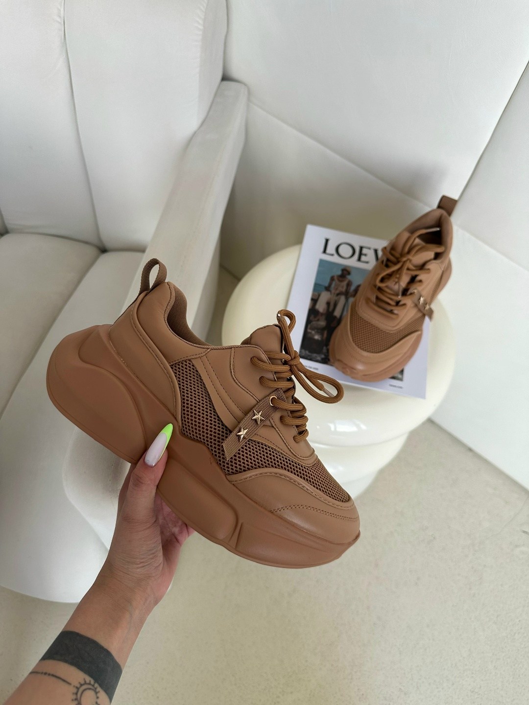 ,женские кроссовки,кроссовки женский кожаные,женские кроссовки на платформе,бежевые кроссовки