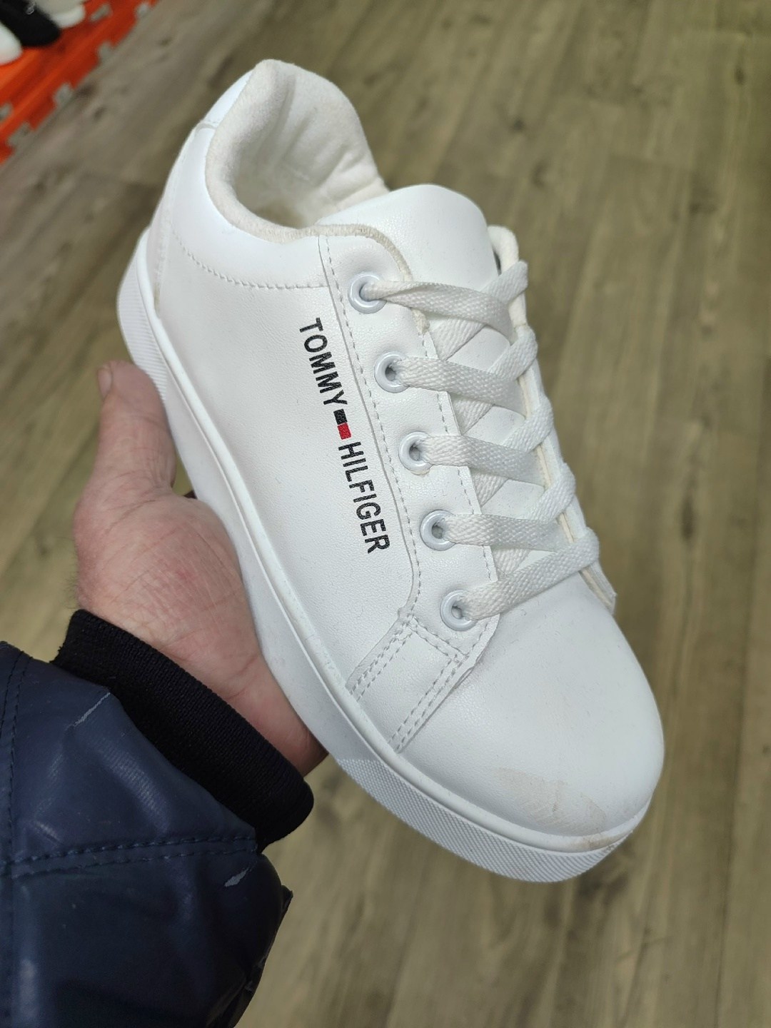 кроссовки томми хилфигер коричневые,,коричневые кеды томми хилфигер мужские,спортивная ,томми хилфигер кроссовки мужские кожаные коричневые