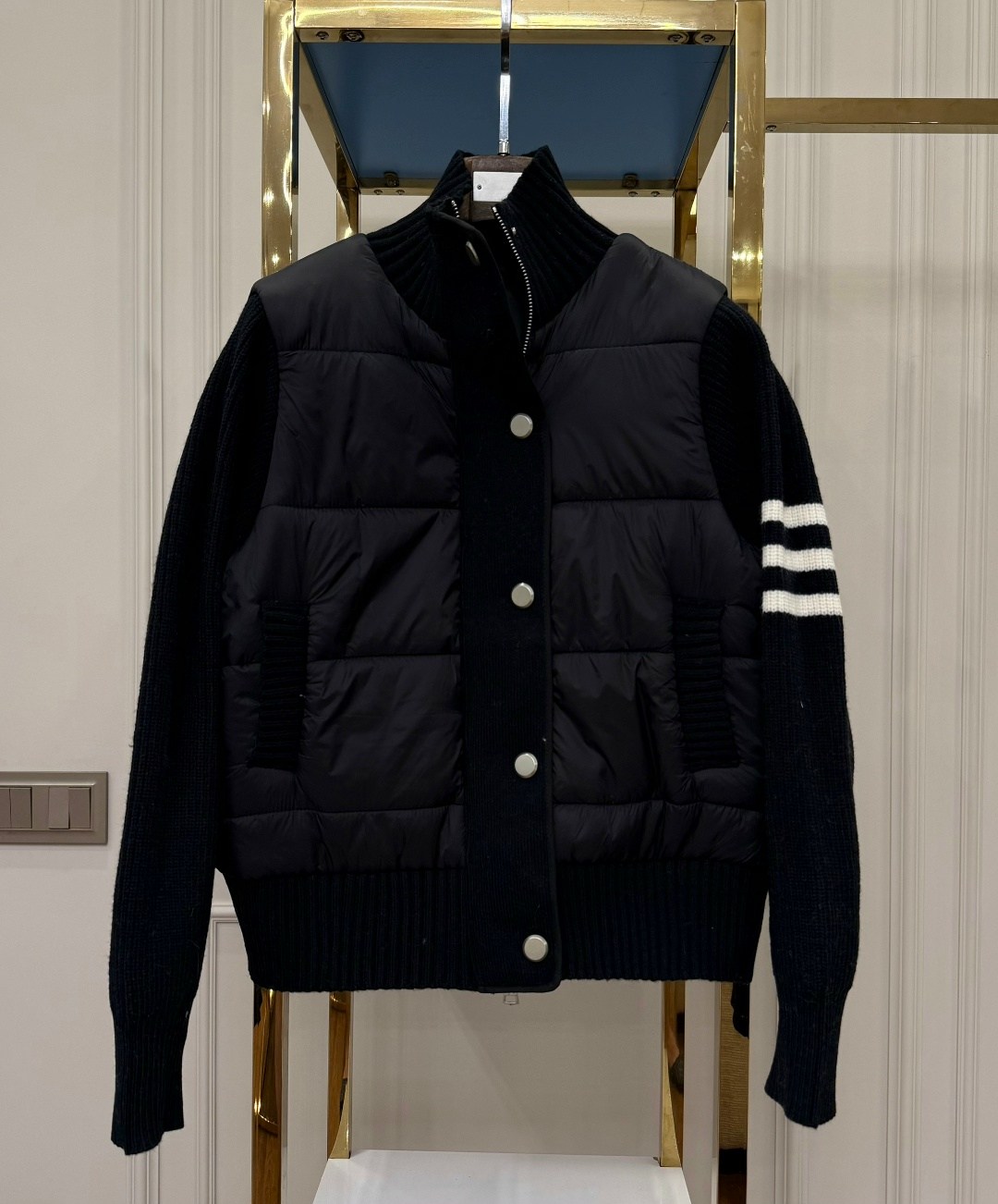 куртка moncler,куртка теплая,куртка модная,повседневная куртка,куртка бомбер