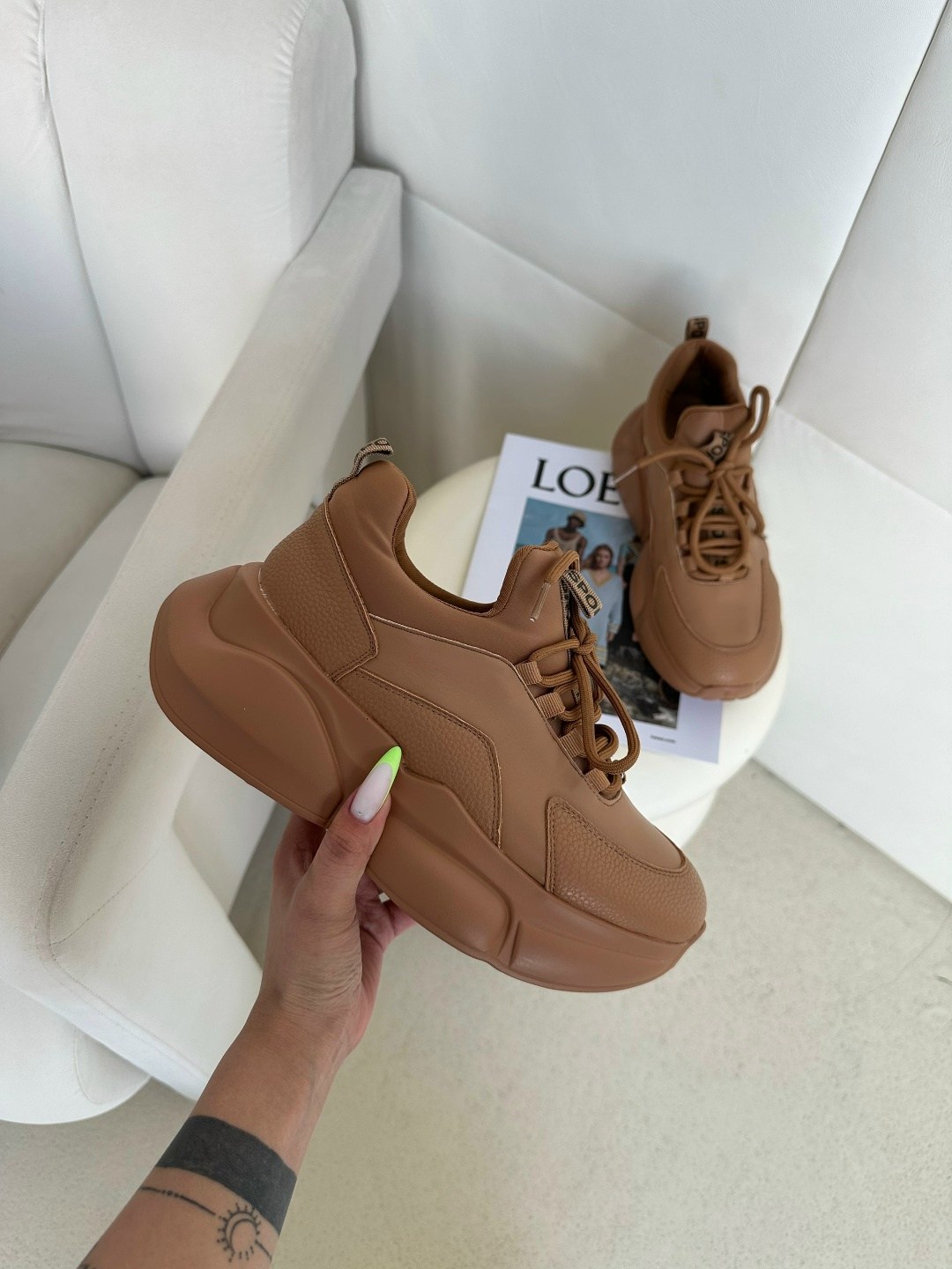 ,кроссовки женскиe,кроссовки массивные,бежевые кроссовки,массивные кроссовки женские