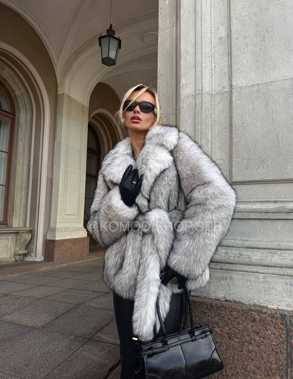 шуба из чернобурки,шуба из чернобурой лисы,женская шуба,полушубок из чернобурки,шуба песец